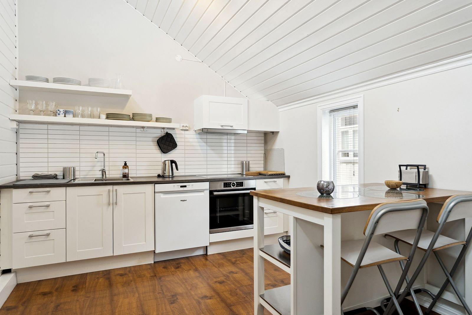 Velkommen til Willmannsveita 5 - En 2-roms leilighet over to plan med hems. Galleribilde