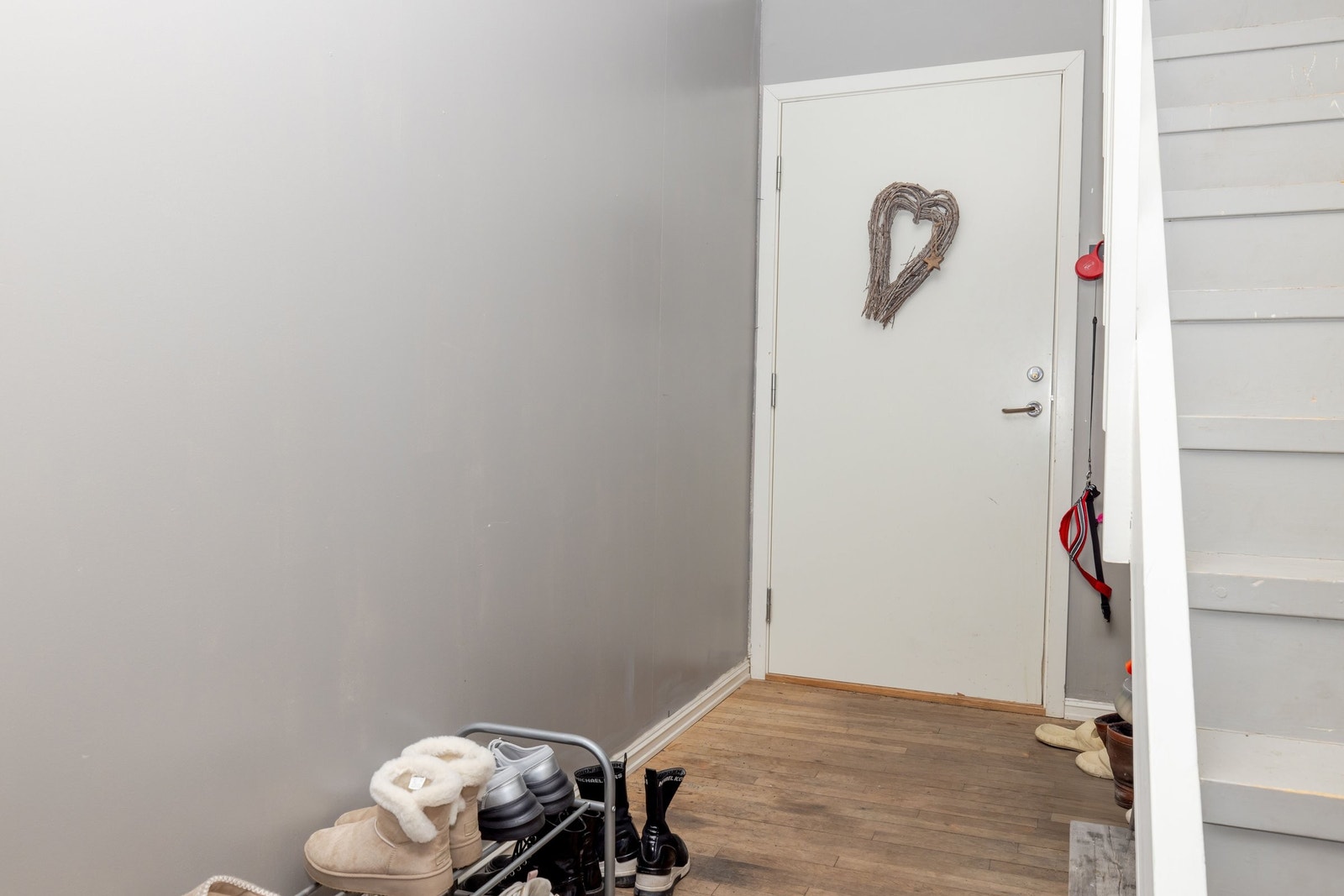 Inngang til leilighet i 2. etg Galleribilde