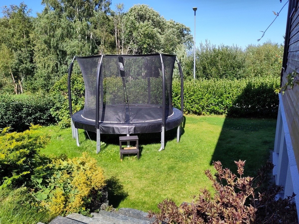 Trampolinen er fjernet.. Galleribilde