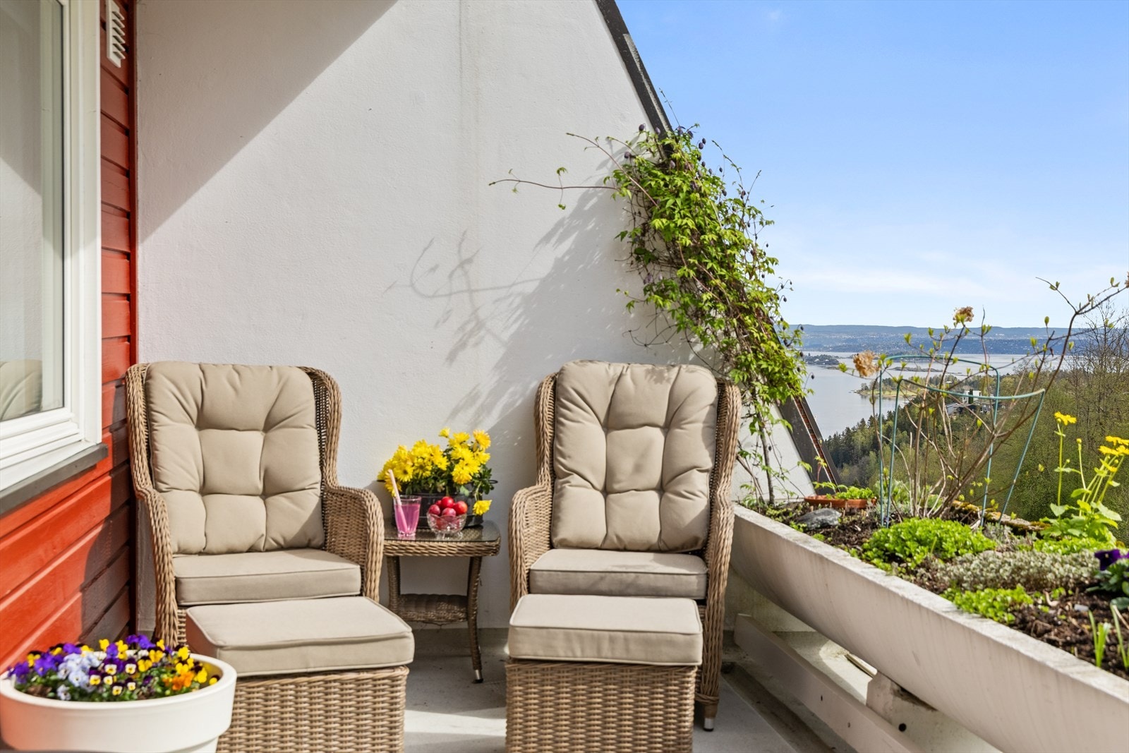 Sol til ca. 16.30. Galleribilde