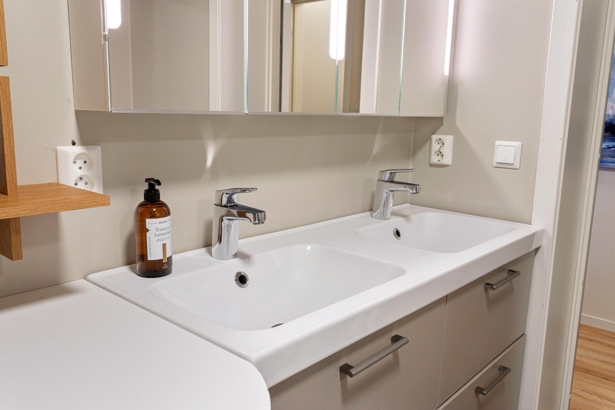 Dobbelservant Galleribilde