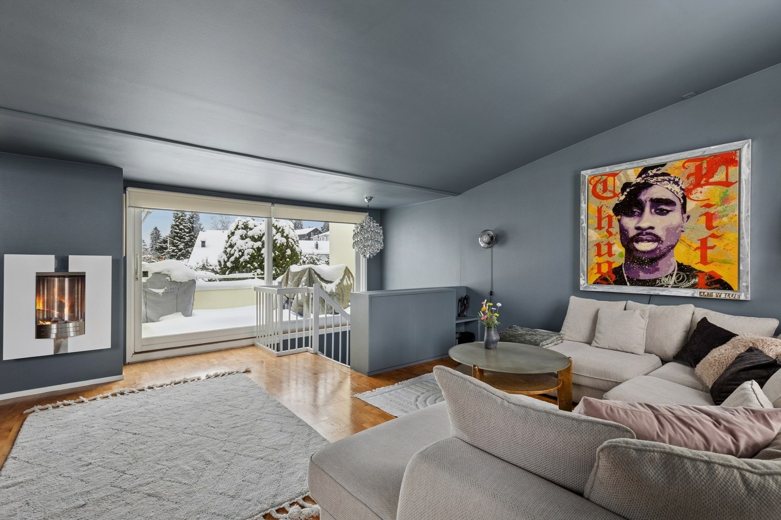 Fra stuen er det utgang til en terrasse på ca. 11 m². Galleribilde