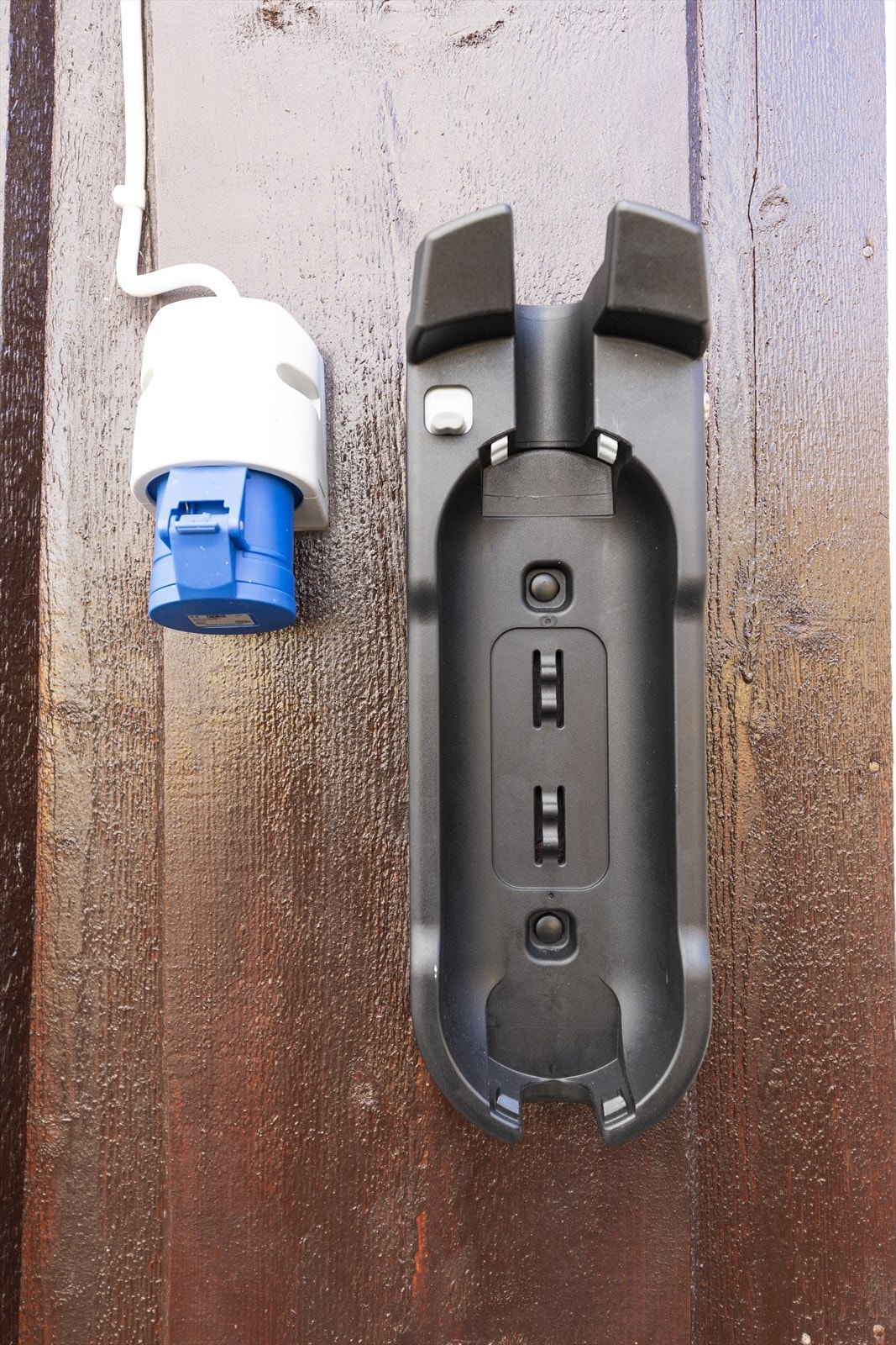 Det er opplegg for lading av elbil. Galleribilde