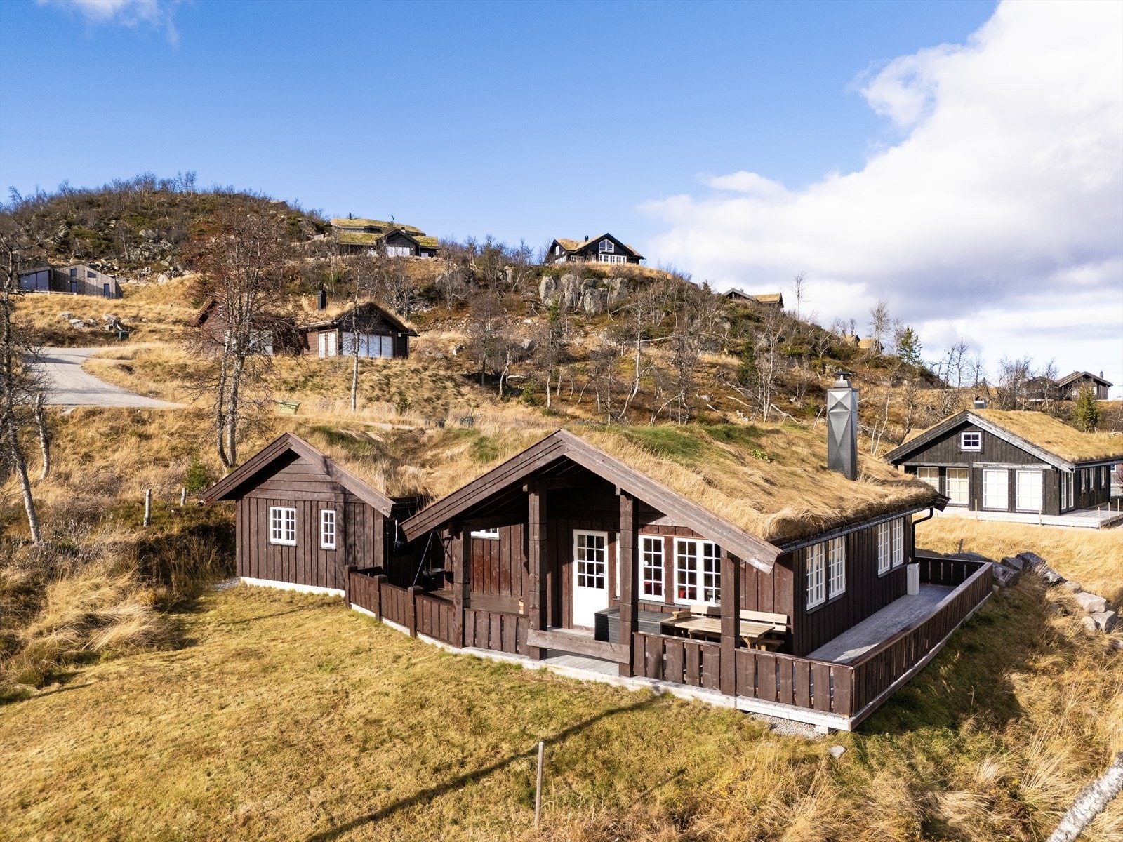 Hytta har en flott østvendt beliggenhet med nydelig utsikt. Galleribilde