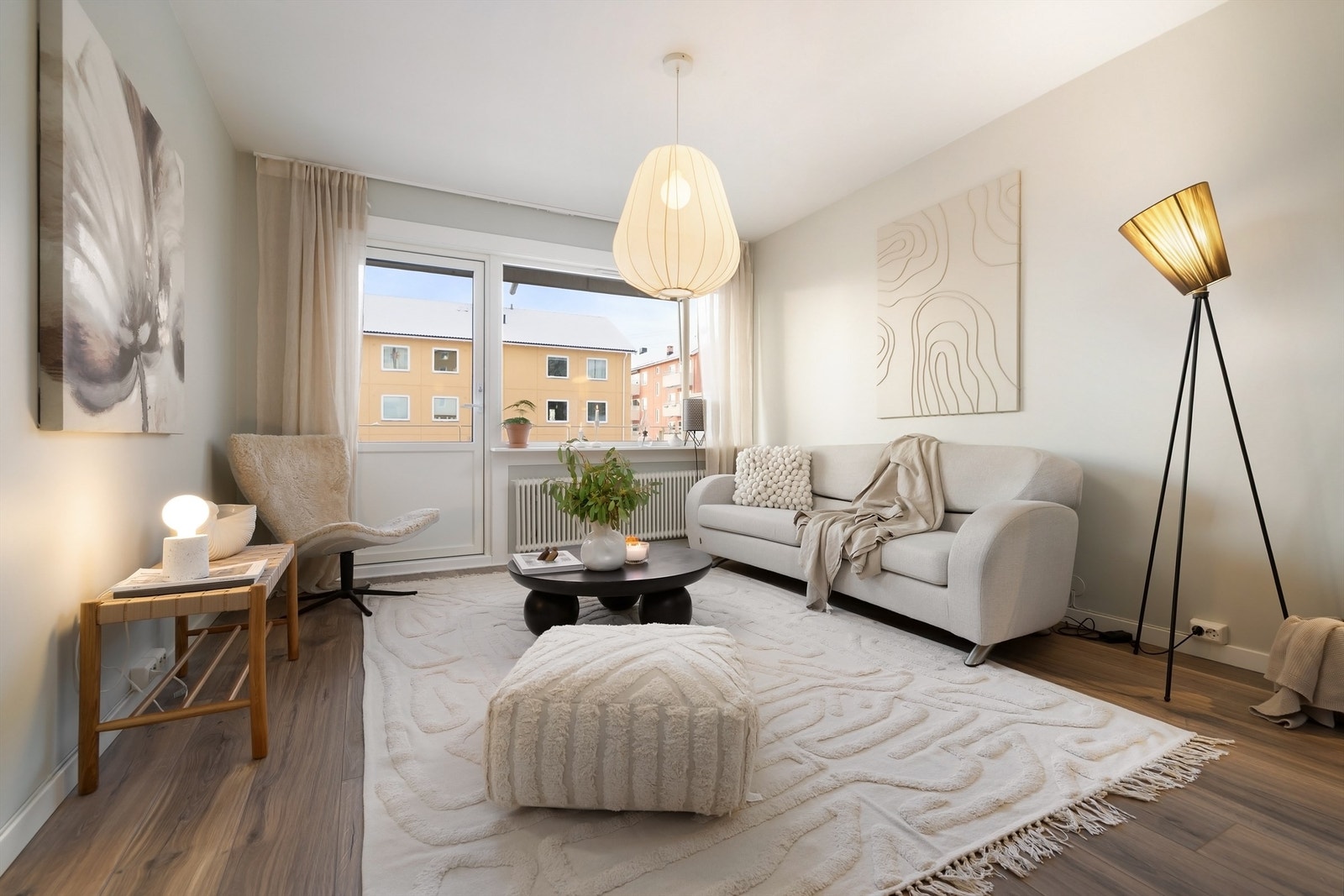 Leiligheten ligger i høy 1. etasje og er perfekt for både unge, barnefamilier eller eldre Galleribilde