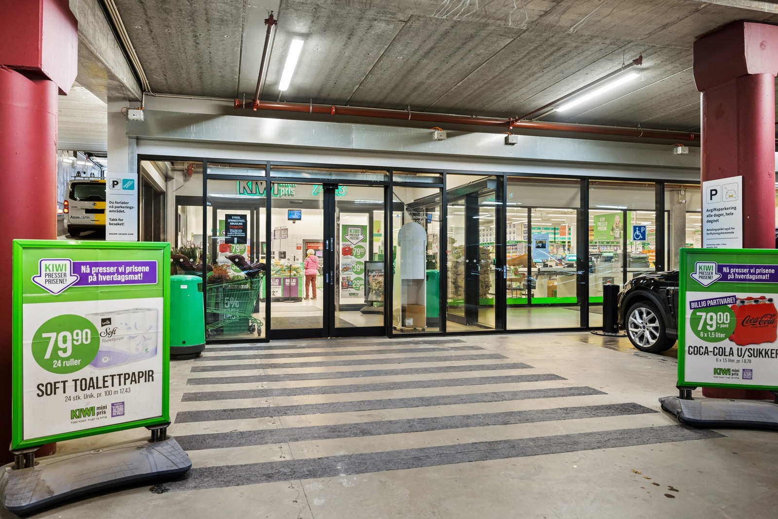 I kjelleren under Heggedal torg ligger det en Kiwi. Galleribilde