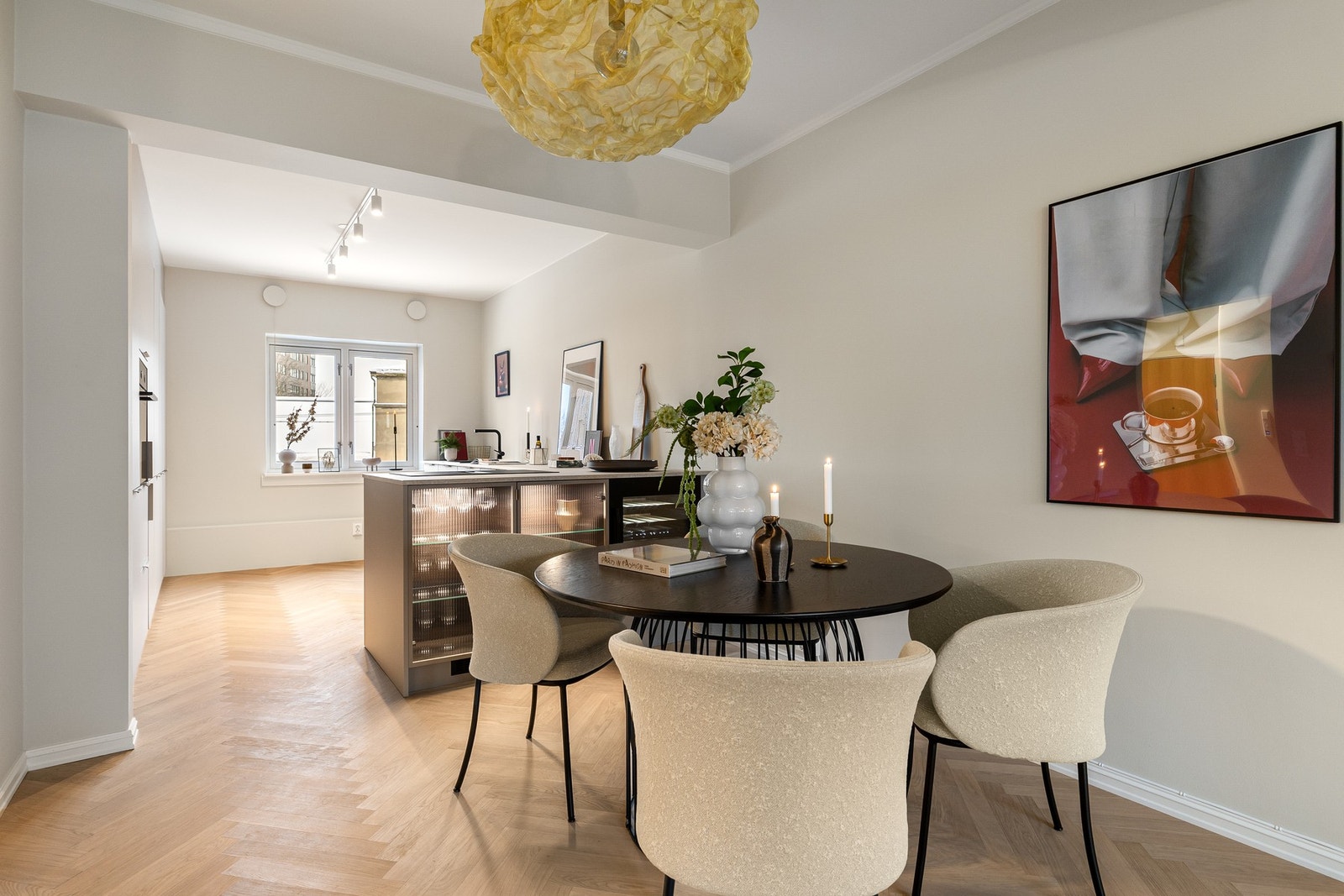 Slette, nymalte flater i 2025. Galleribilde