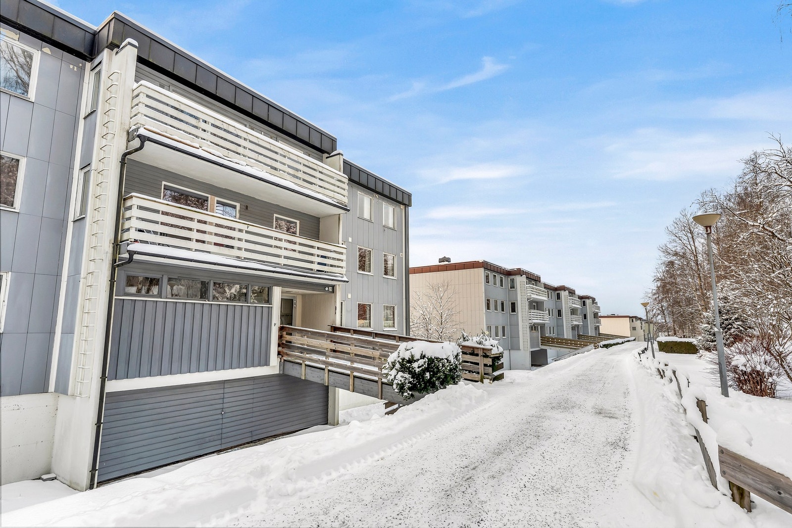 Det er trappefri adkomst til leiligheten. Galleribilde