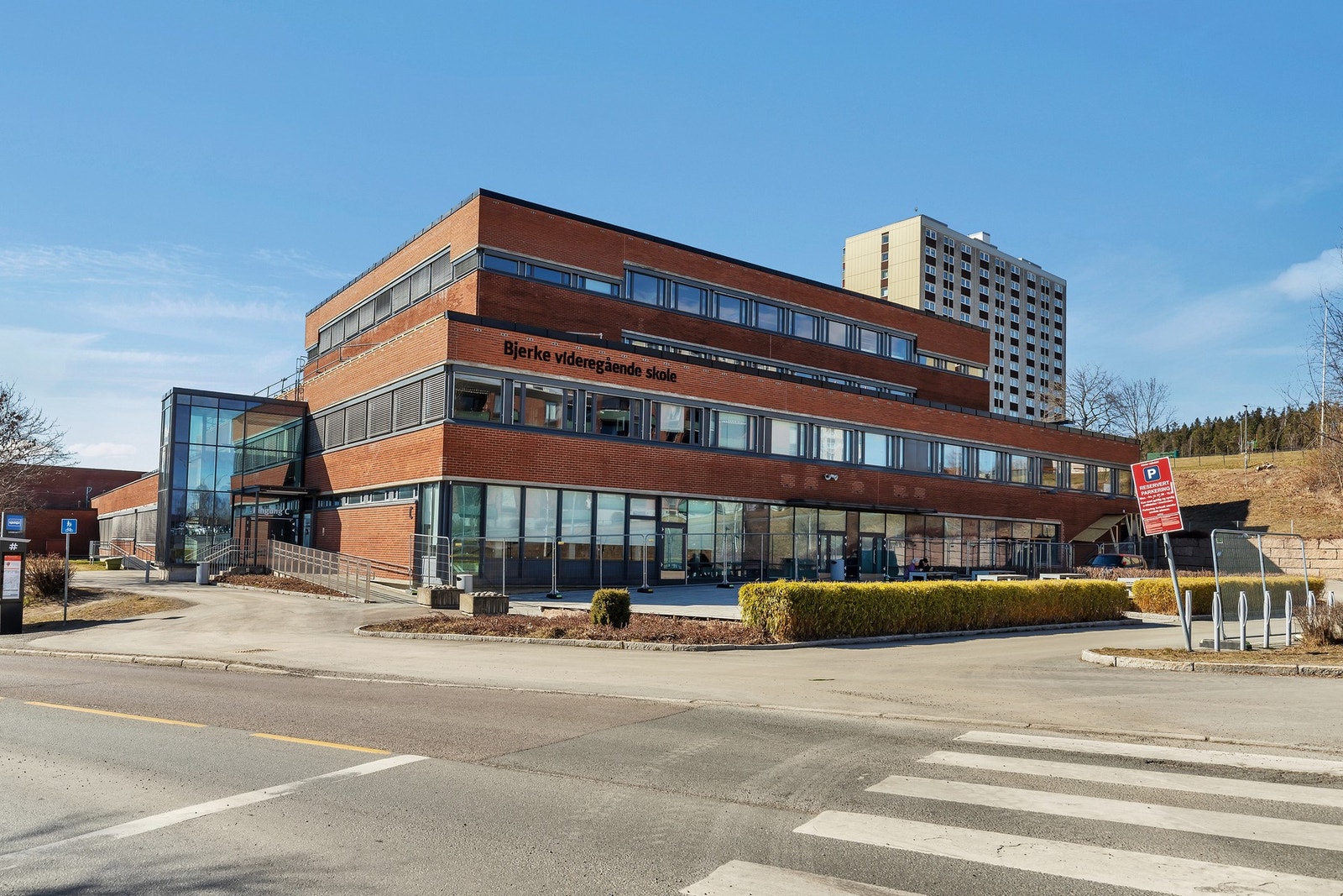 Bjerke videregående skole Galleribilde