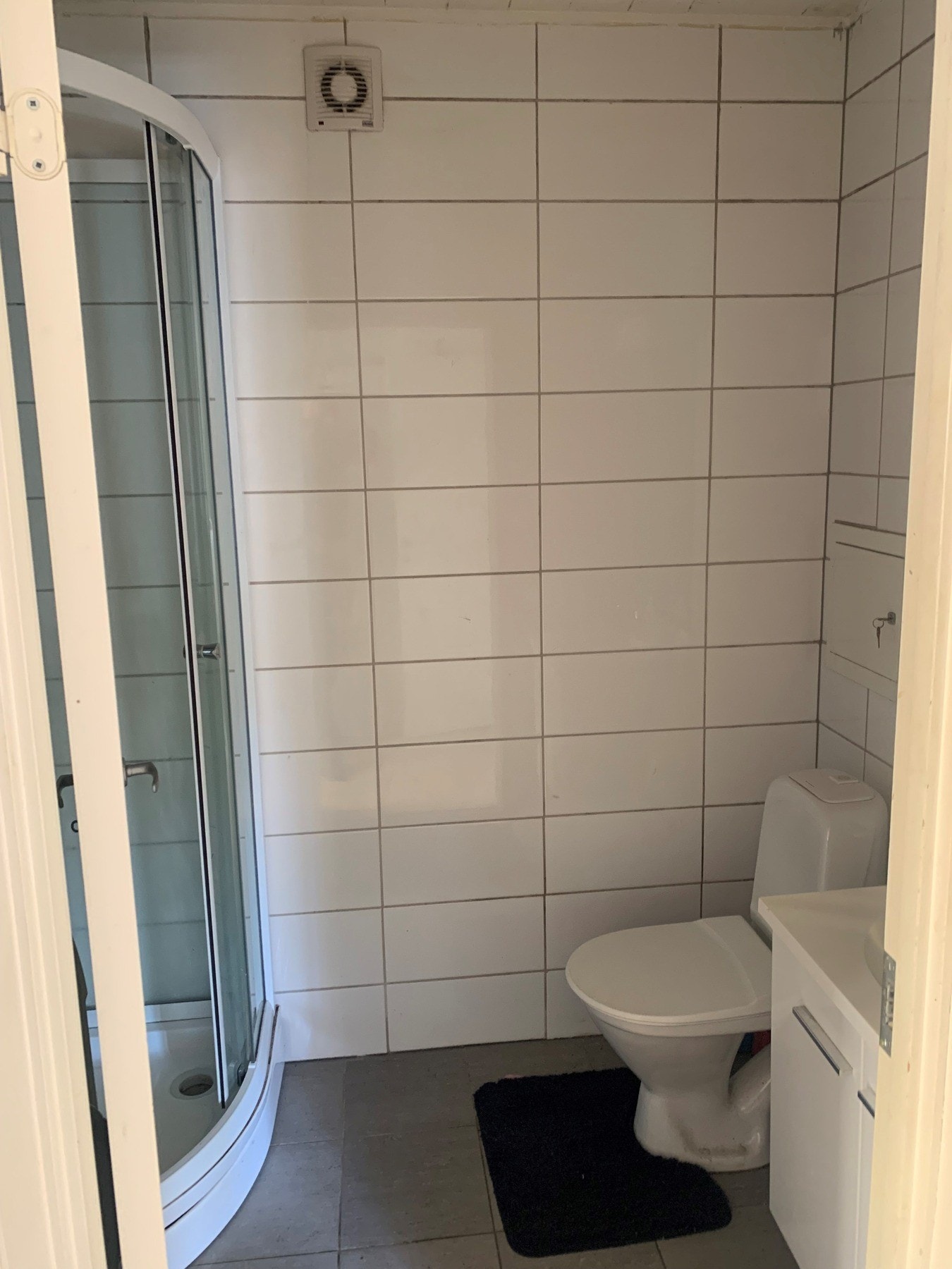 Bad hybel. Selgers egne bilder av hybelen ifm utleie Galleribilde