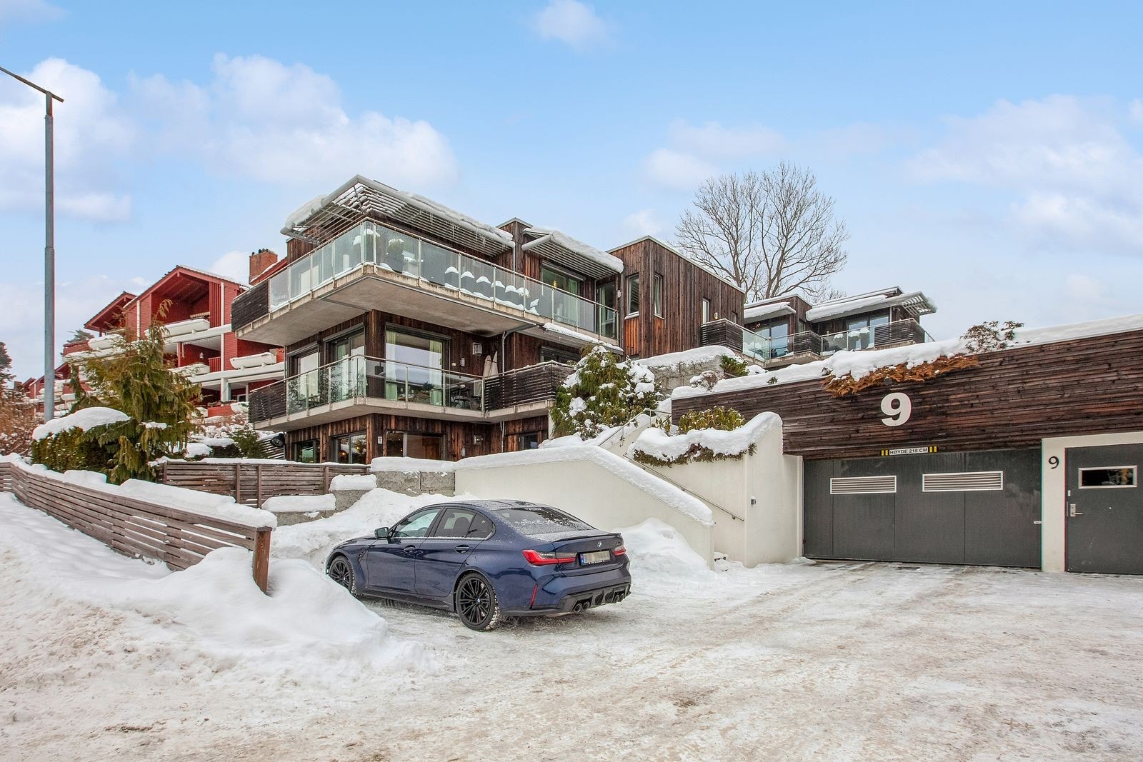 Fasade. Sameiet har flere gjesteparkeringer som kan benyttes. Galleribilde