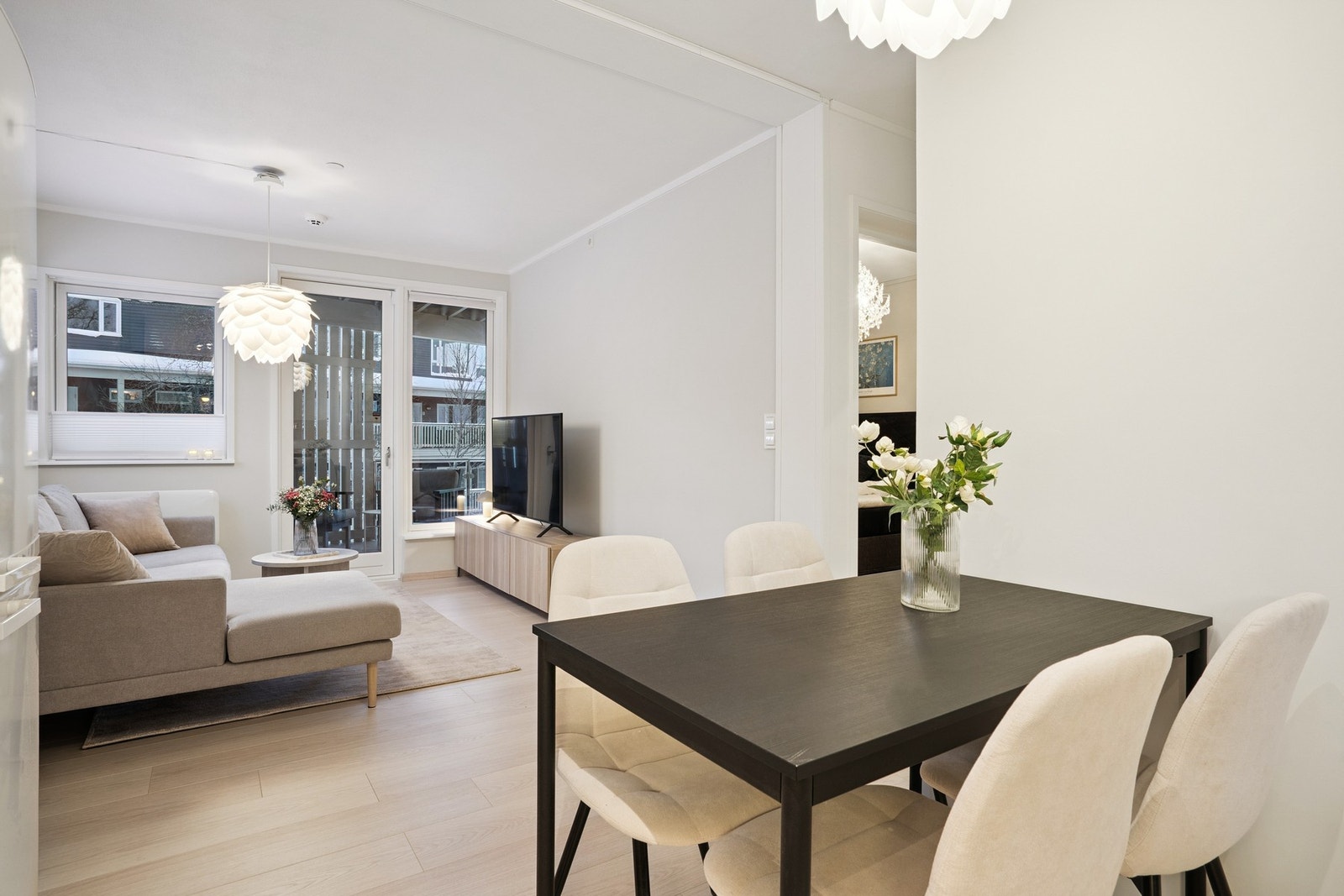 Stue og kjøkken Galleribilde