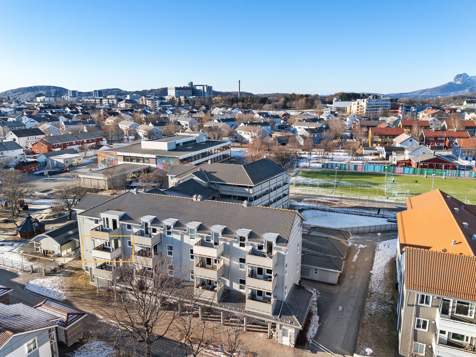 Her bor man sentralt med kort vei til alle daglige nødvendigheter. Galleribilde