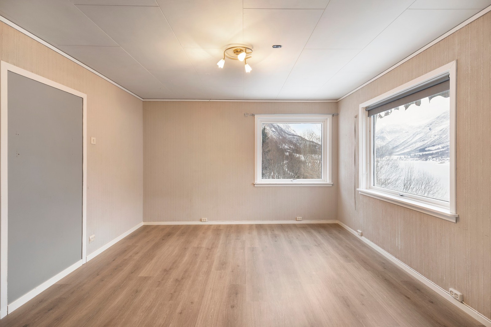 Del av stue som har blitt benyttet som soverom. Galleribilde