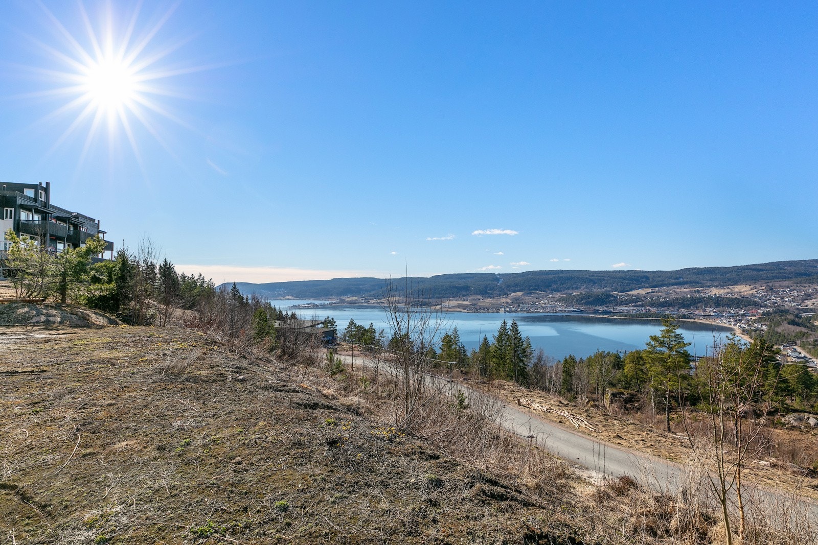 Utsikt mot sydvest. Galleribilde
