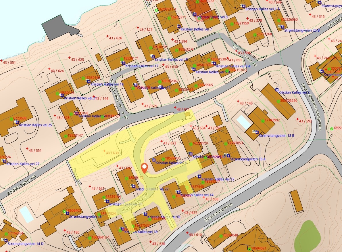 Fellesareal, nummerert ekstraparkering og internveier Galleribilde
