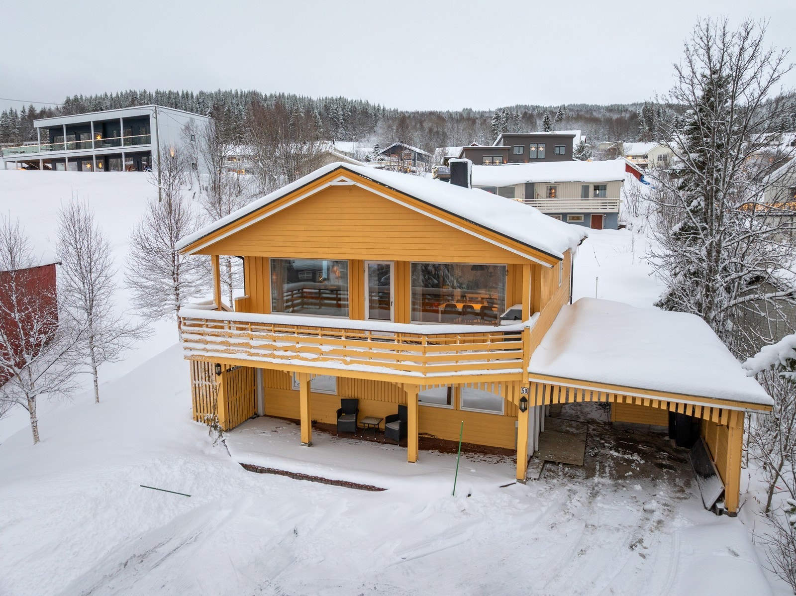 Nordvik Finnsnes presenterer Sandvikveien 50! Foto: Steffen Fossbakk. Galleribilde