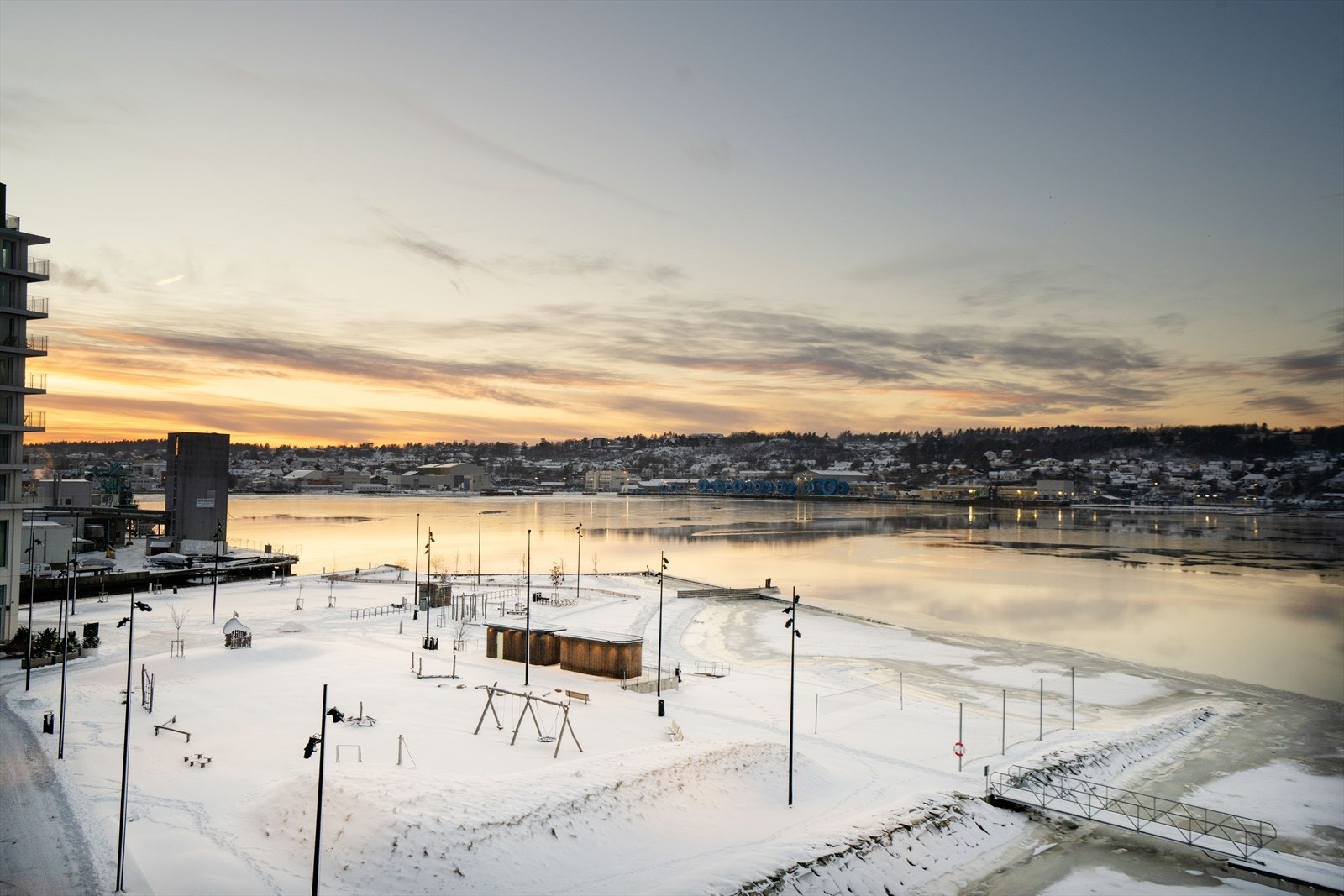 Panoramautsikt og flotte solnedganger å hvile øynene på. Galleribilde