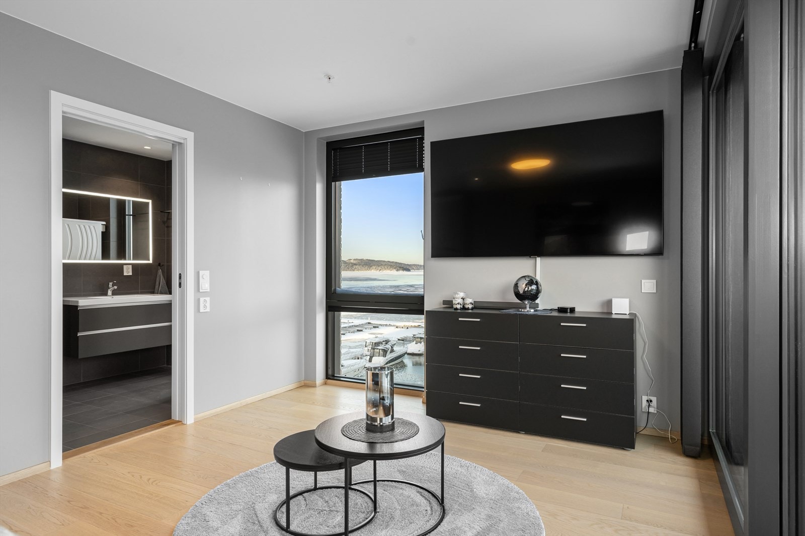 Adkomst til eget privat bad. Galleribilde