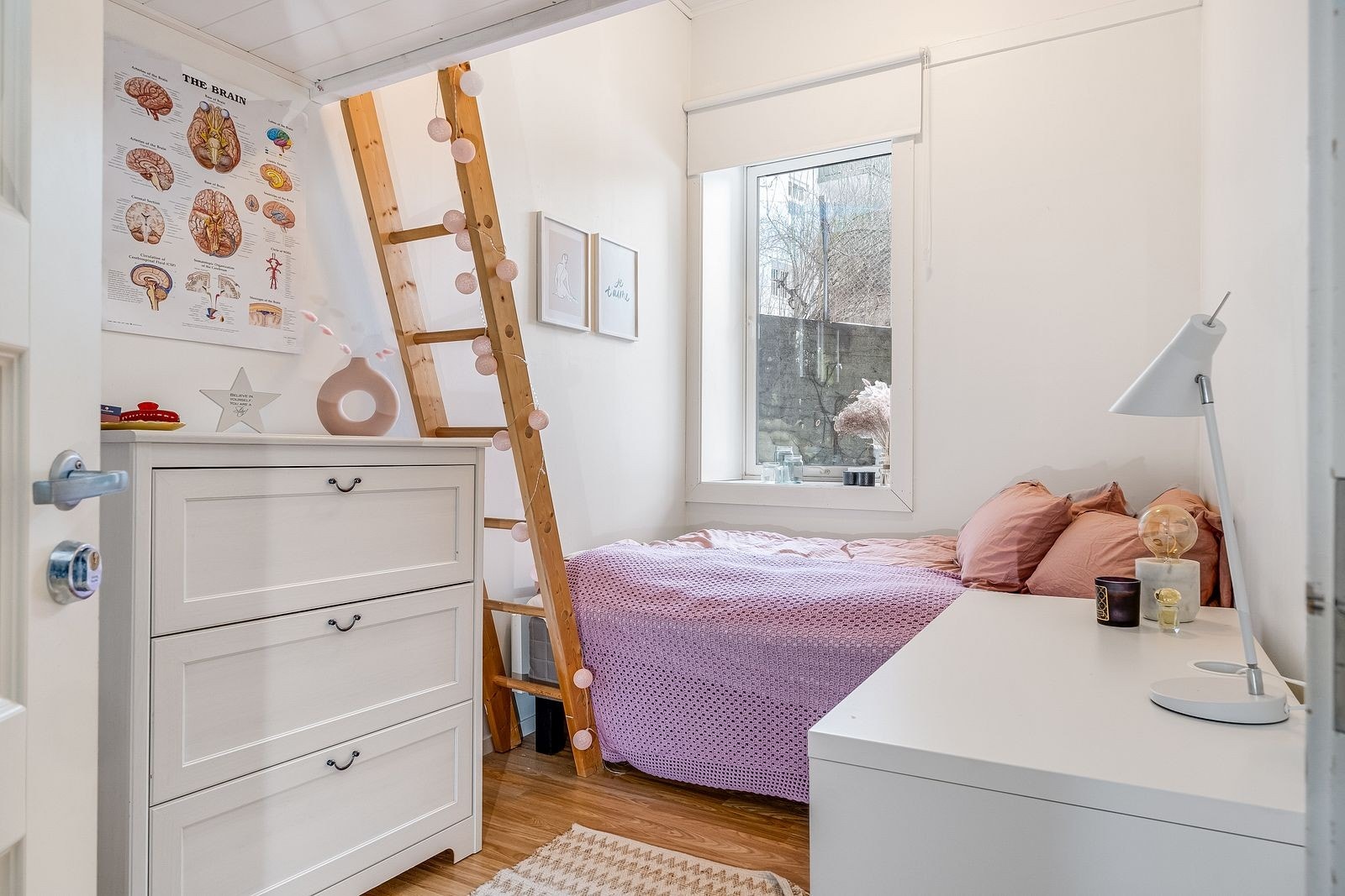 Med tre soverom er mulighetene gode for utleie, enten helt eller delvis. Galleribilde