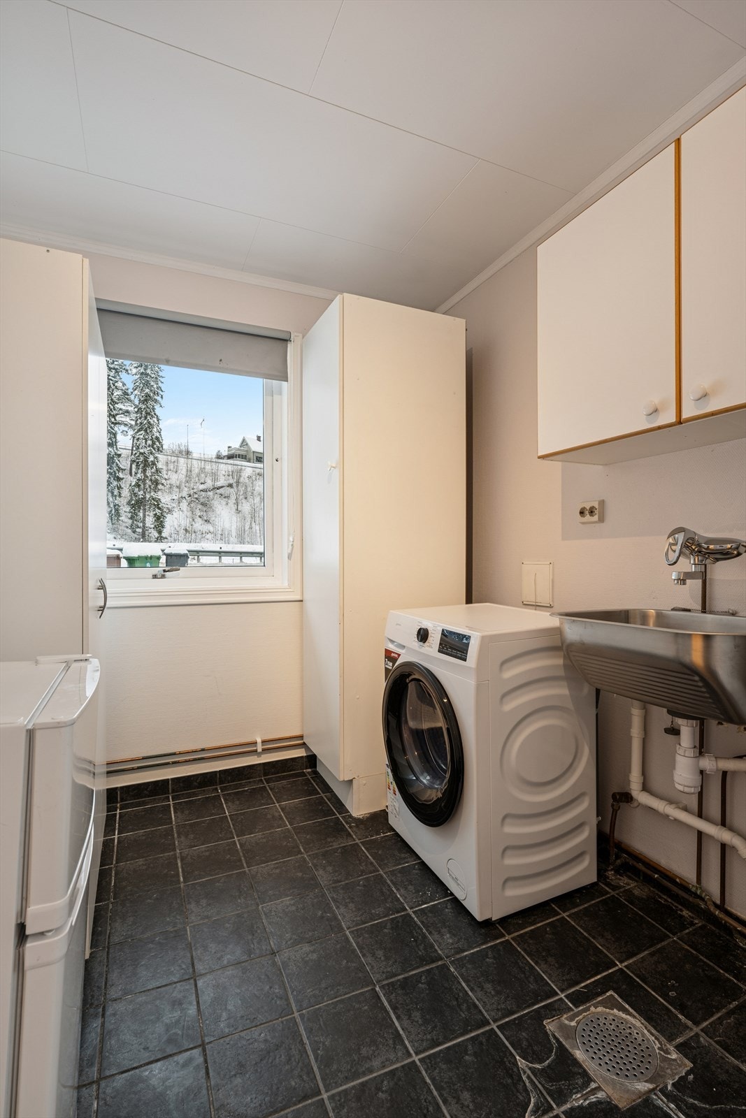 Varmekabler i gulv. Galleribilde