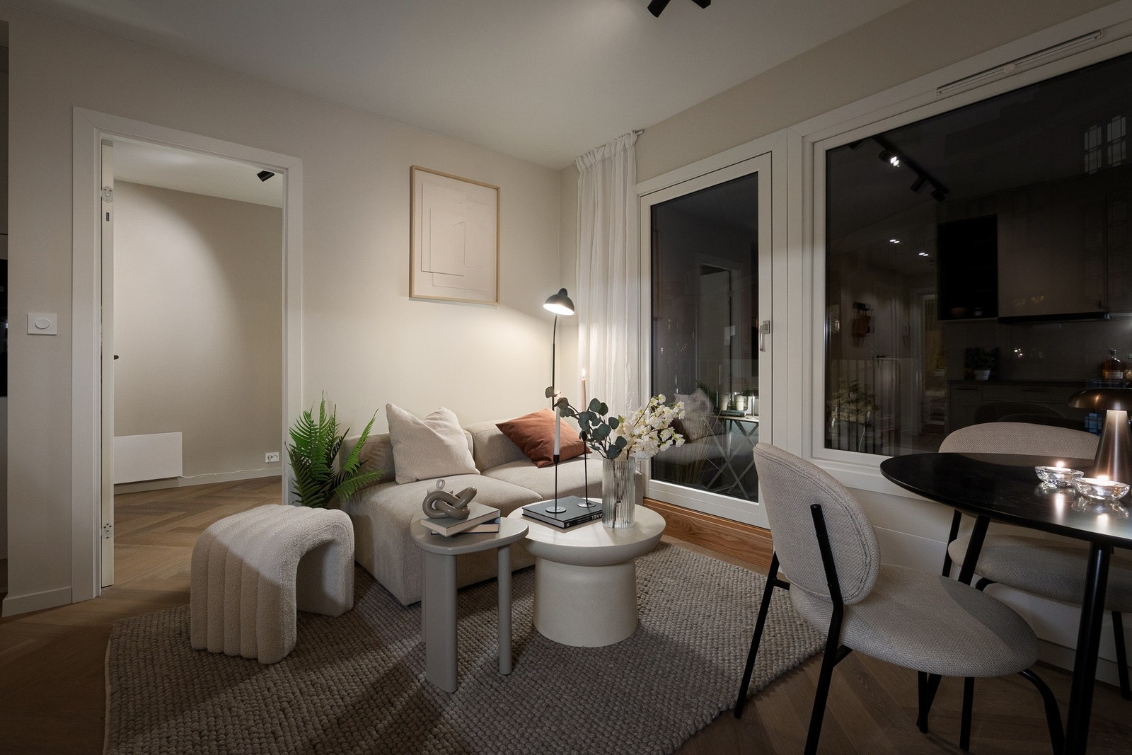 Hele leiligheten er nyoppusset i 2025. Galleribilde