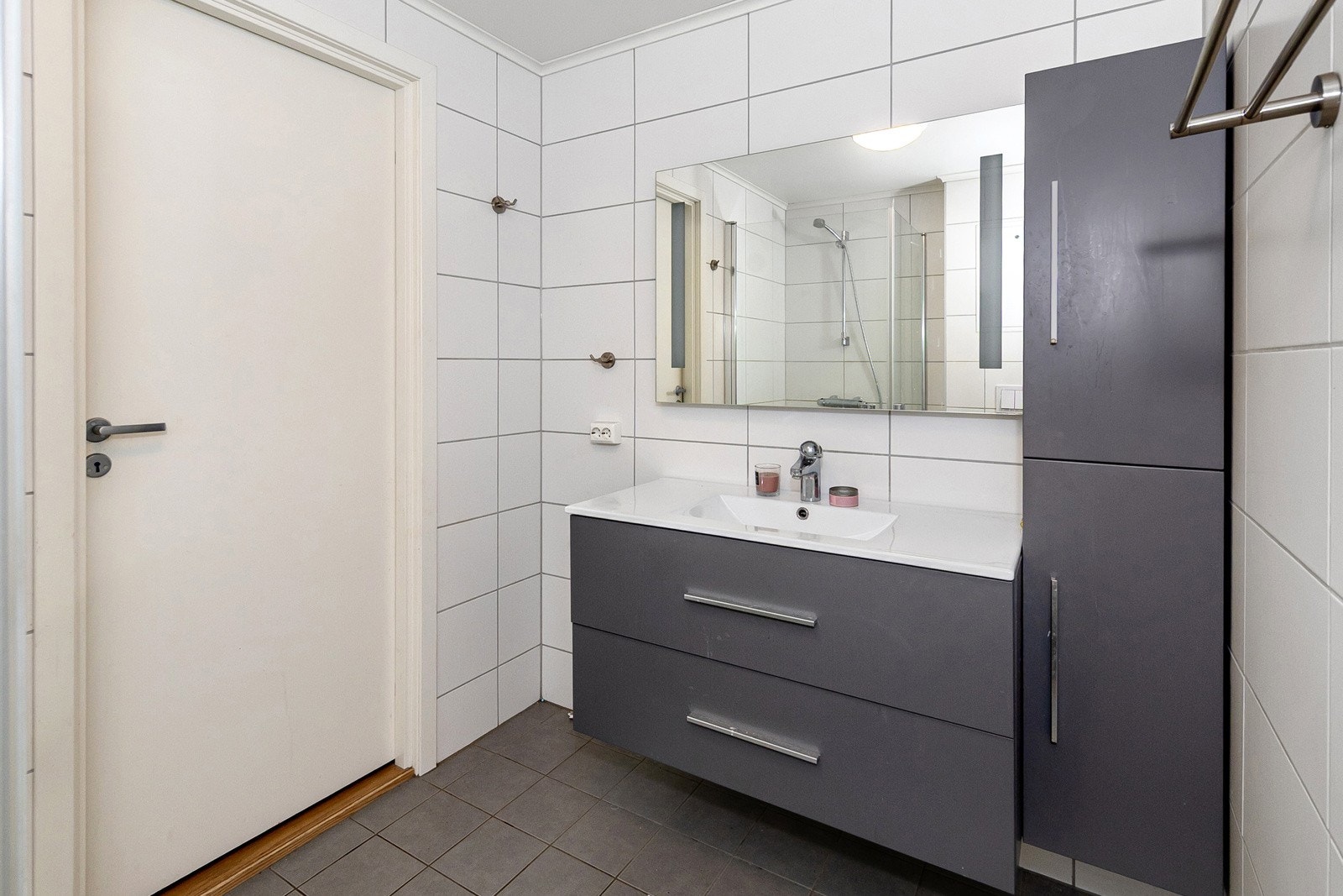 Baderom som ble rehablitert av borettslaget 2021/2022. Galleribilde