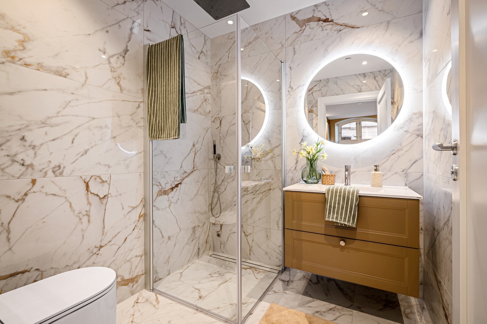 Luksusbad i tilknytning til soverommet Galleribilde