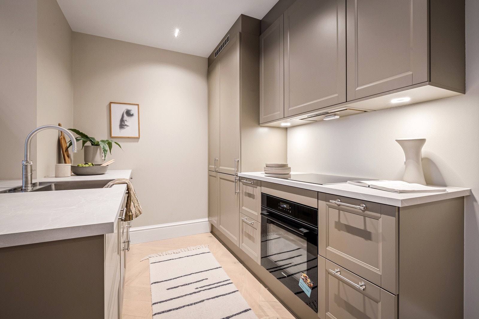 Meget godt tilpasset belysning i hele leiligheten Galleribilde