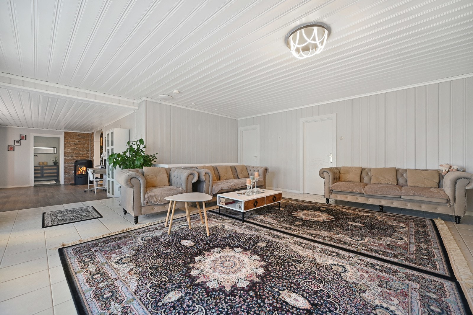 Stuen er todelt Galleribilde