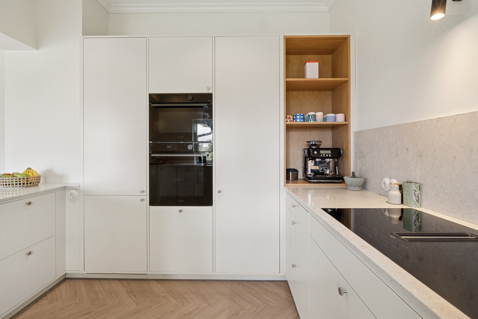 Moderne kjøkken fra Nordiska pusset opp i 2024 Galleribilde