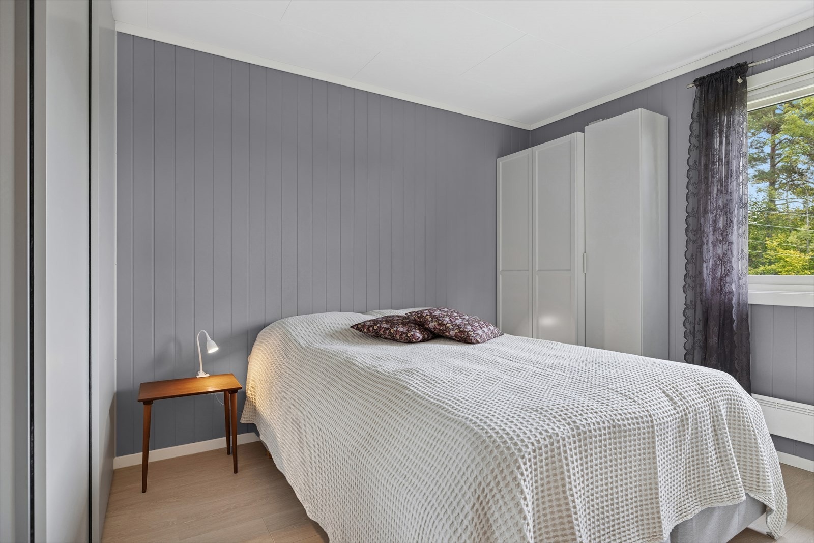 Boligen har 2 lune- og gode soverom. Galleribilde