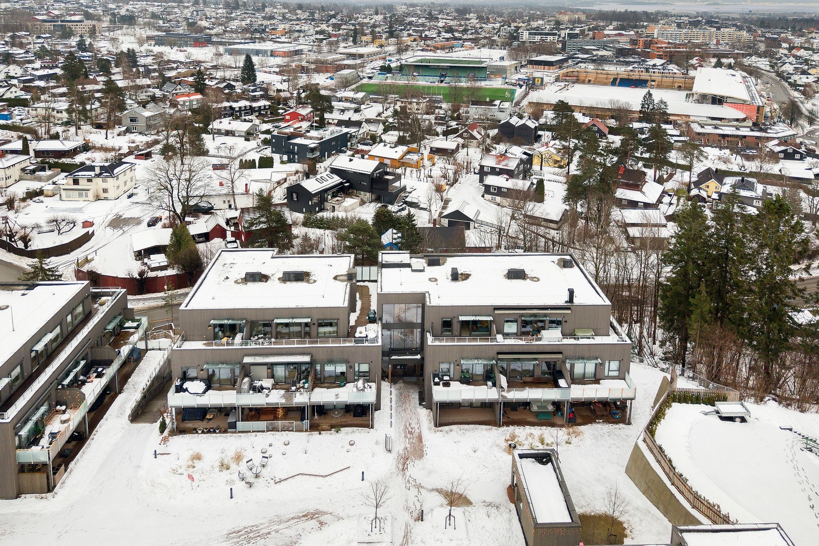 Velkommen til Hans Haslums vei 2, presentert av Lars Faale, EIE Eiendomsmegling Stabekk. Galleribilde