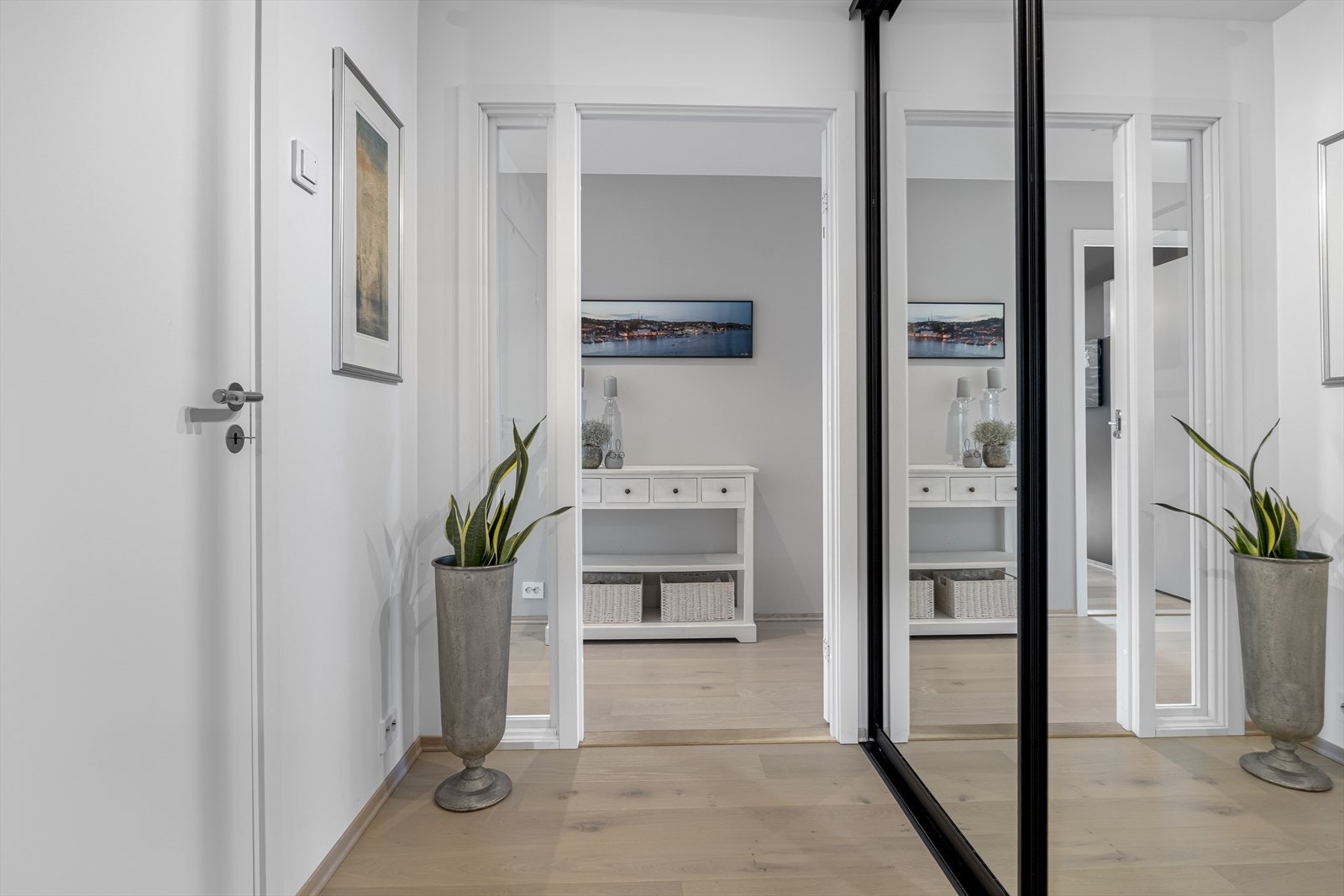 Vindfang / entrè. Galleribilde