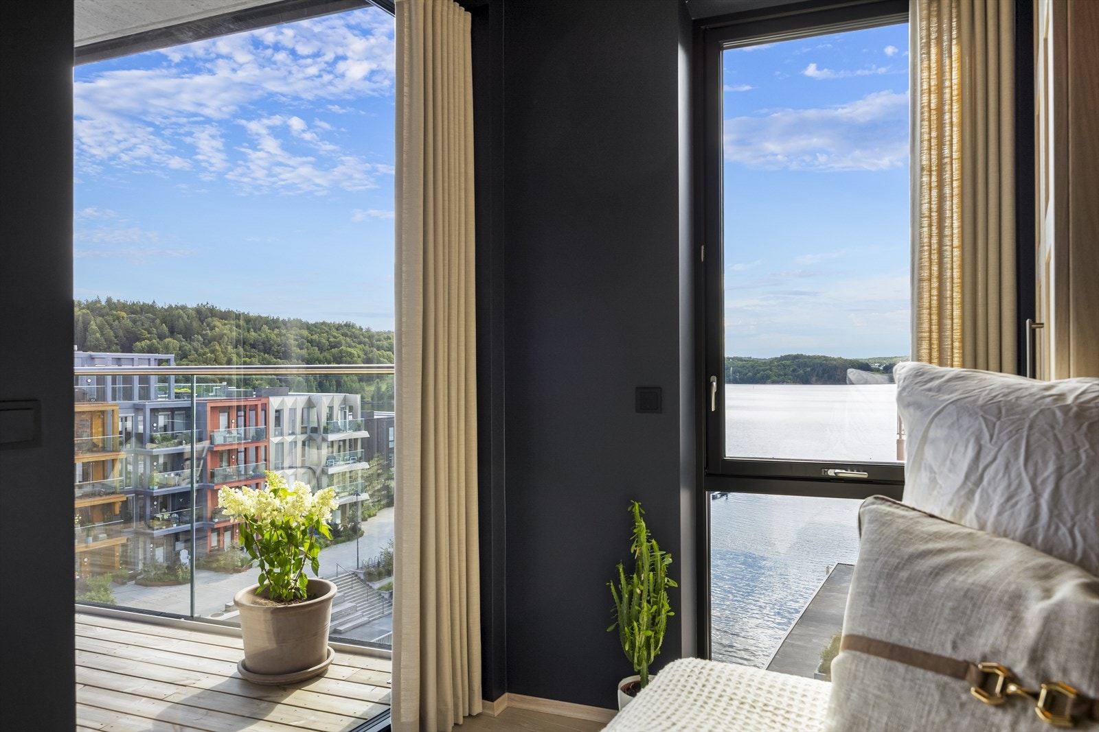 Leiligheten har totalt 3 soverom. Galleribilde