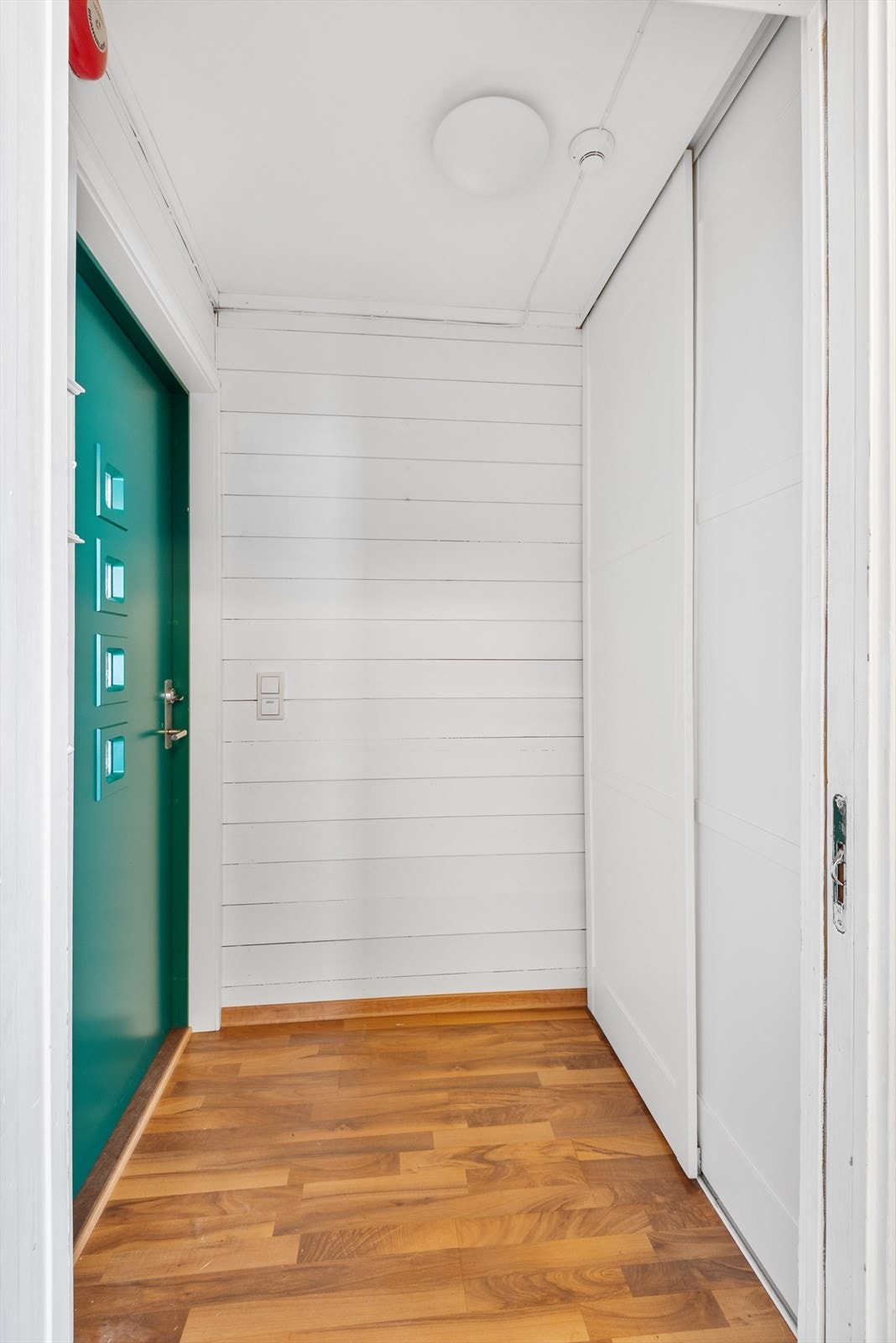 Entrè med garderobe Galleribilde