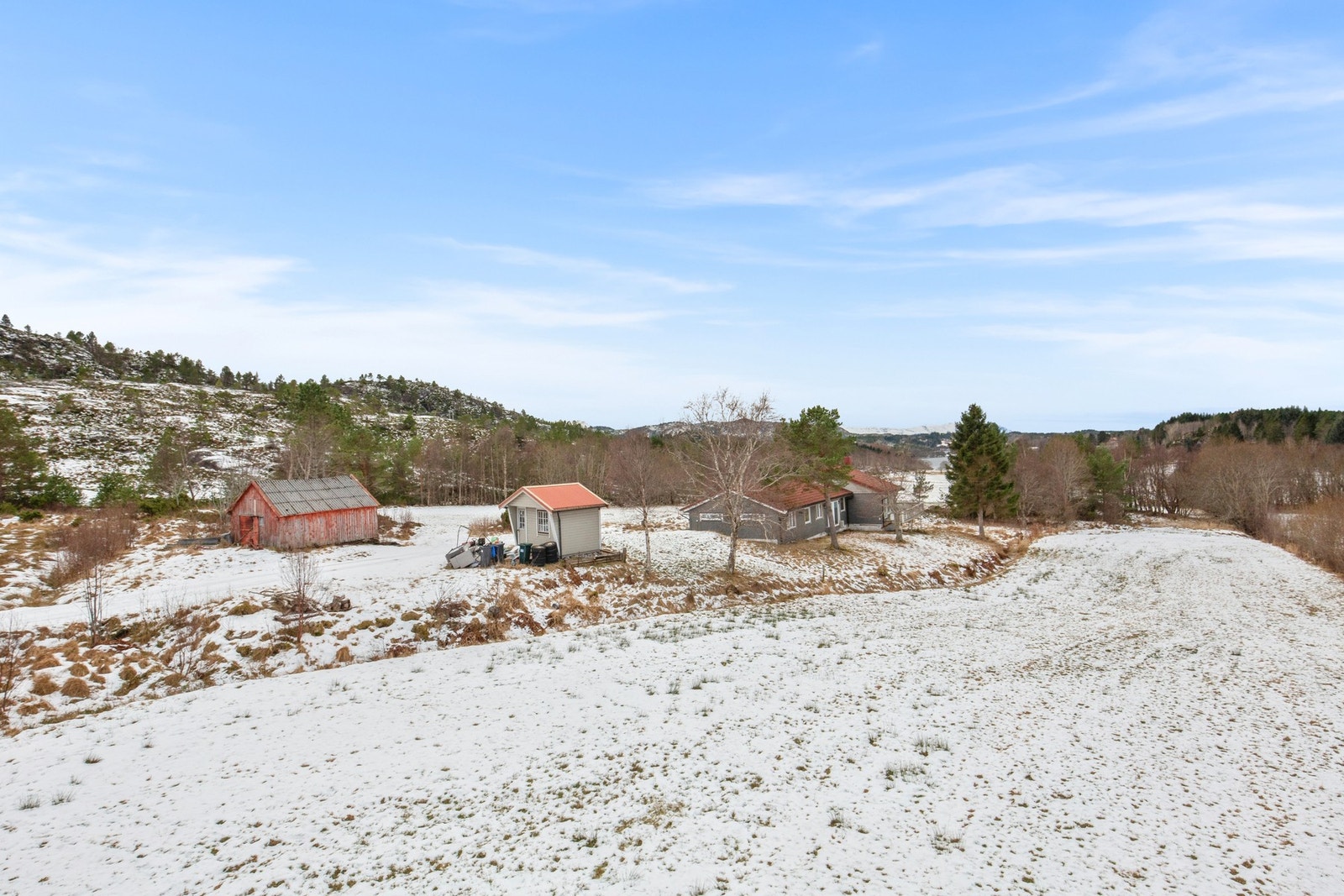 Enebolig i landlige omgivelser på Hjelset med kort vei til Bruhagen Galleribilde