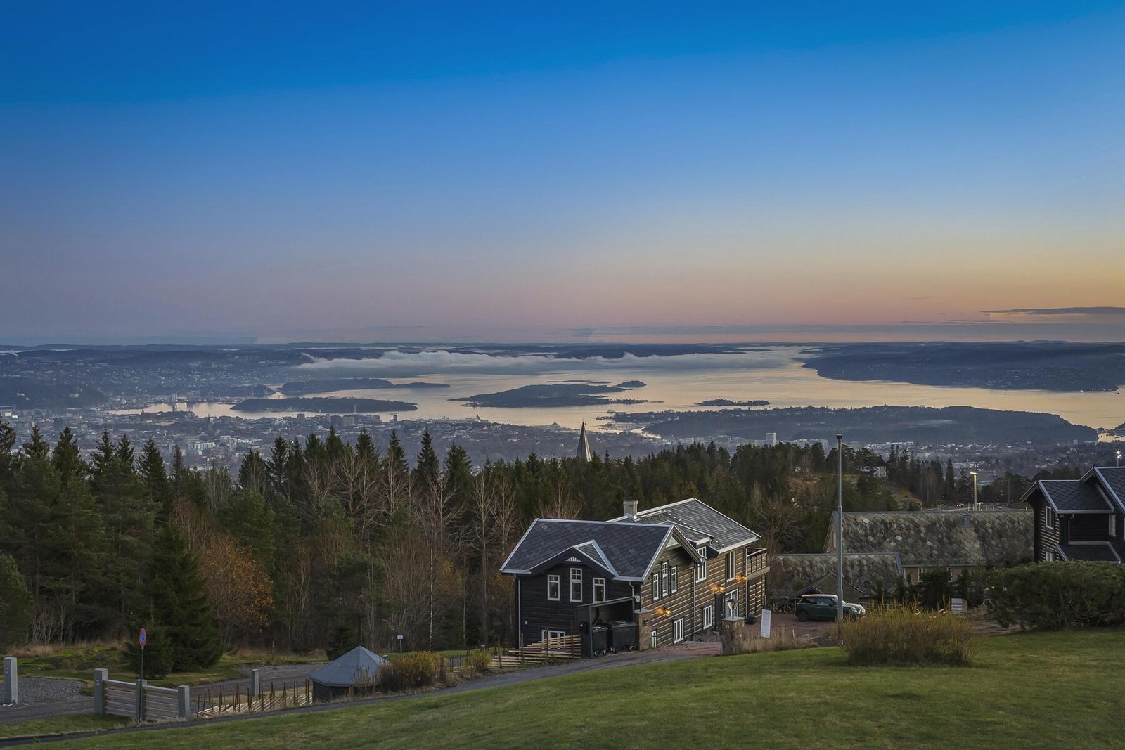 Ta kontakt med eiendomsmegler Ida Myhrvold om du har noen spørsmål. Velkommen til hyggelig visning! Galleribilde
