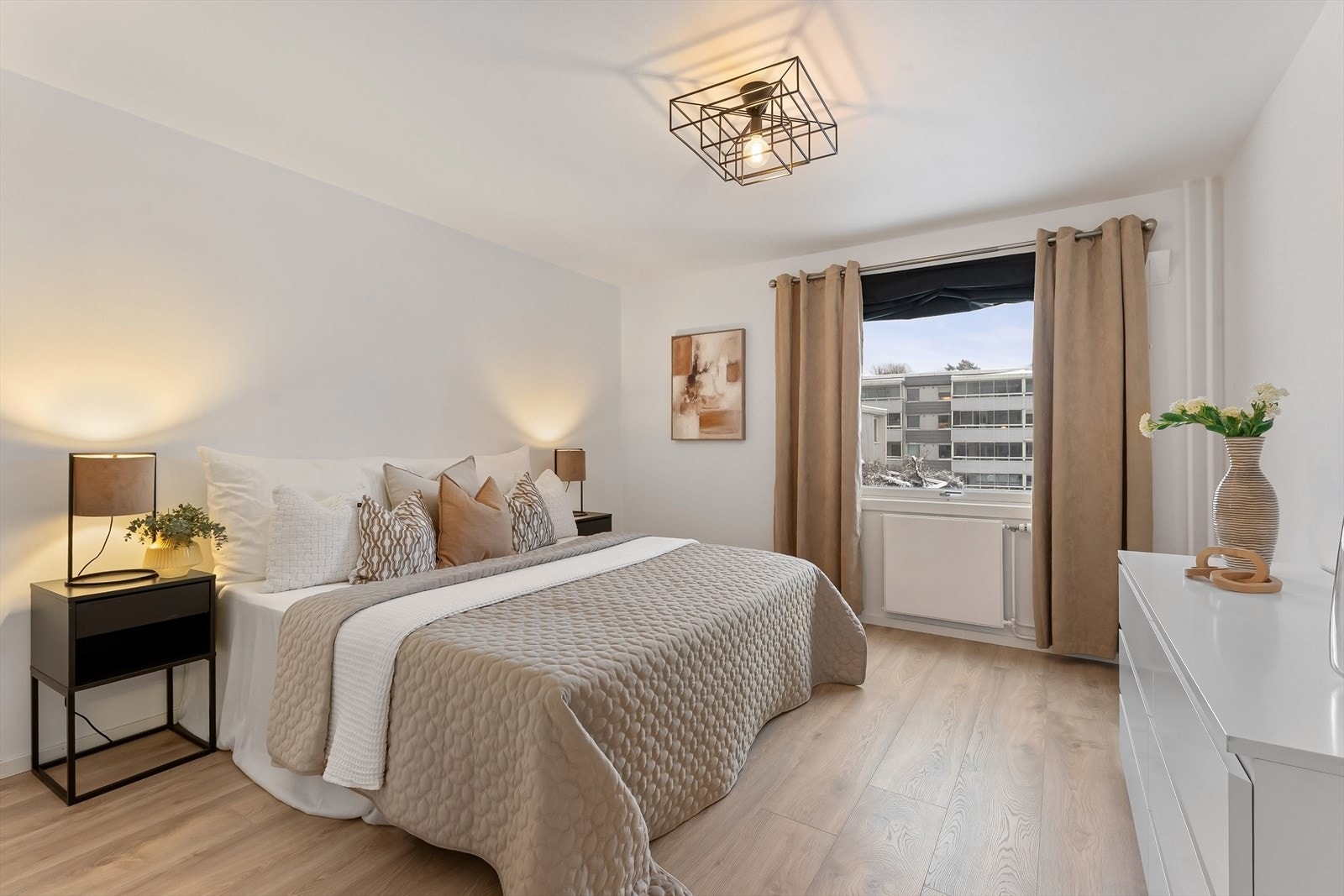 Hovedsoverom på drøyt 14 m² Galleribilde