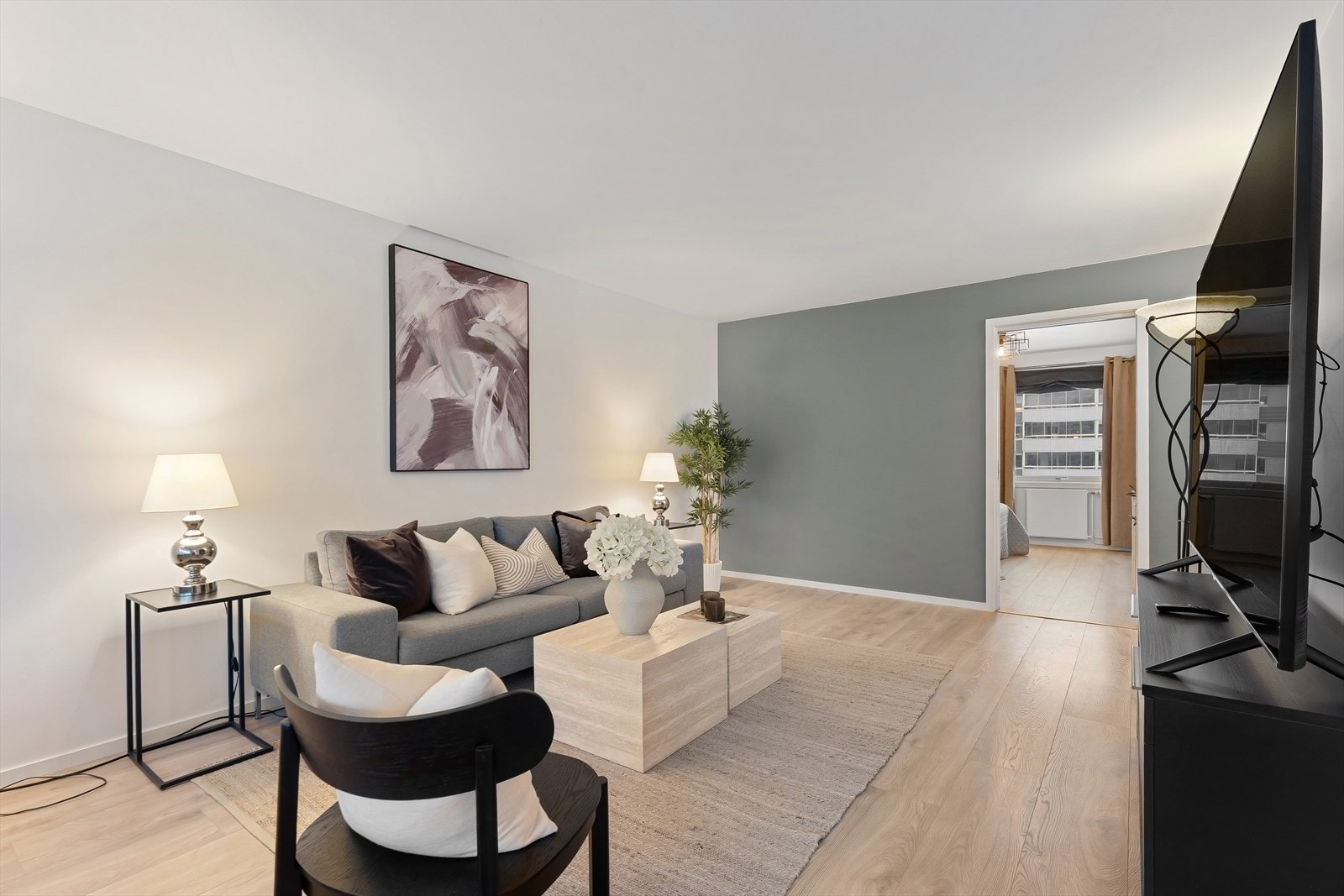 Stue med hovedsoverom i forlengelsen Galleribilde