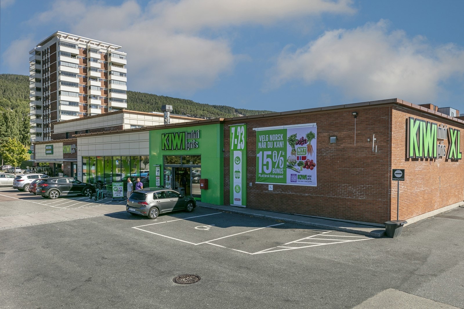 Kiwi XL på Åssiden. Galleribilde