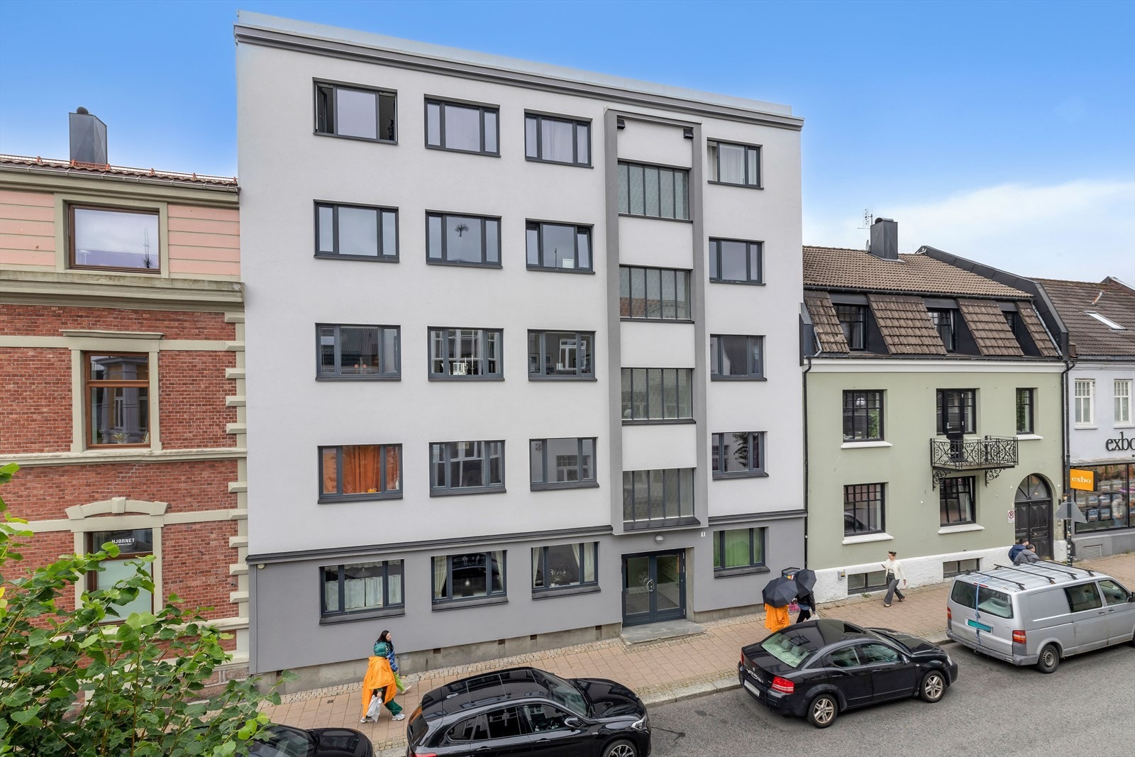 Velkommen til en hyggelig visning i dette flotte bygget! Galleribilde