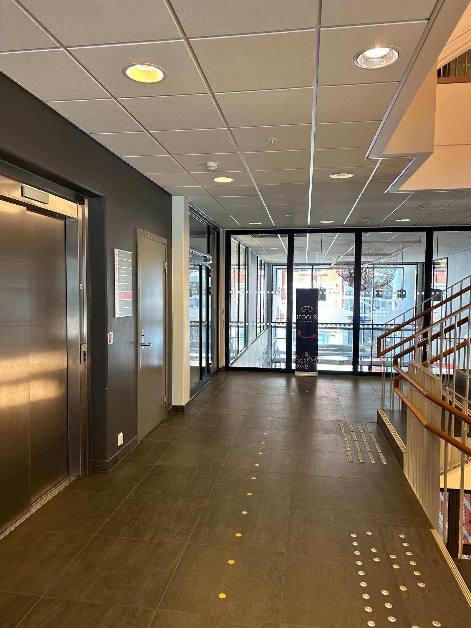 Felles trappeoppgang Galleribilde