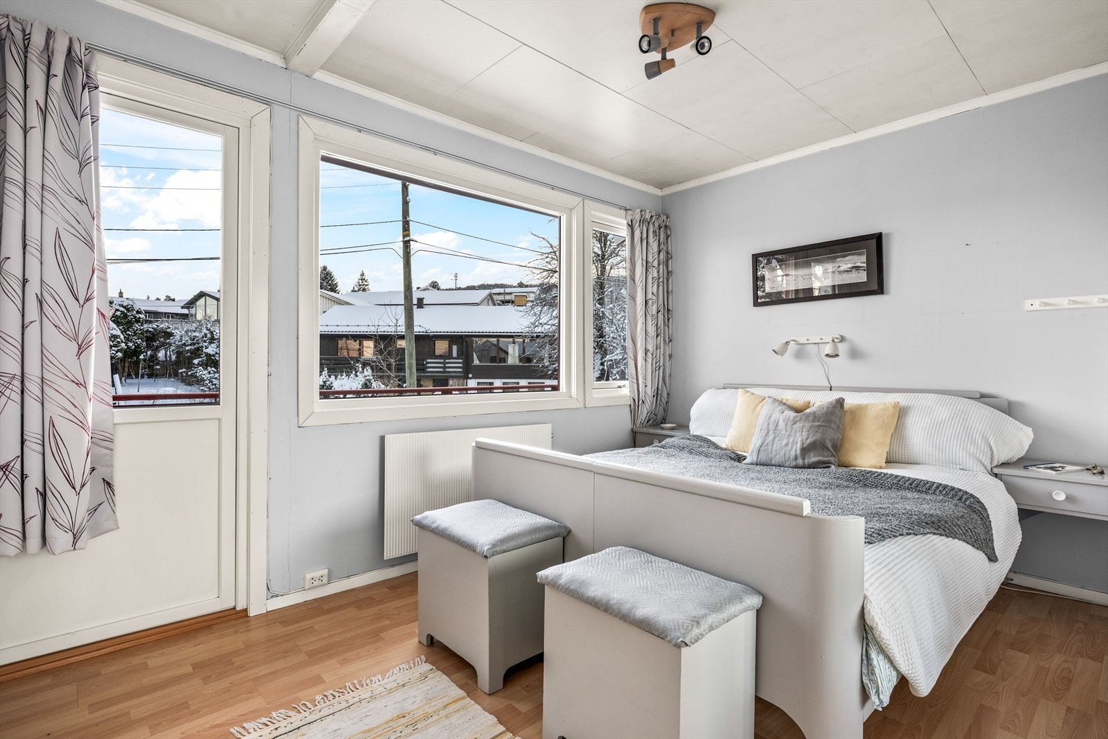 Soverom 2 med utgang til luftebalkong Galleribilde