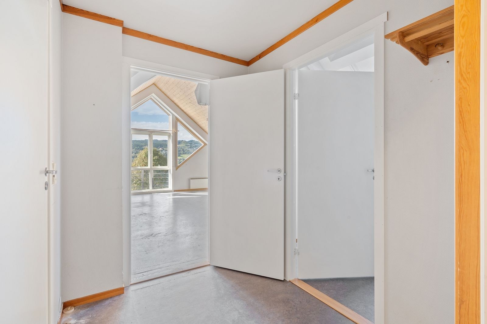 Entré. Galleribilde