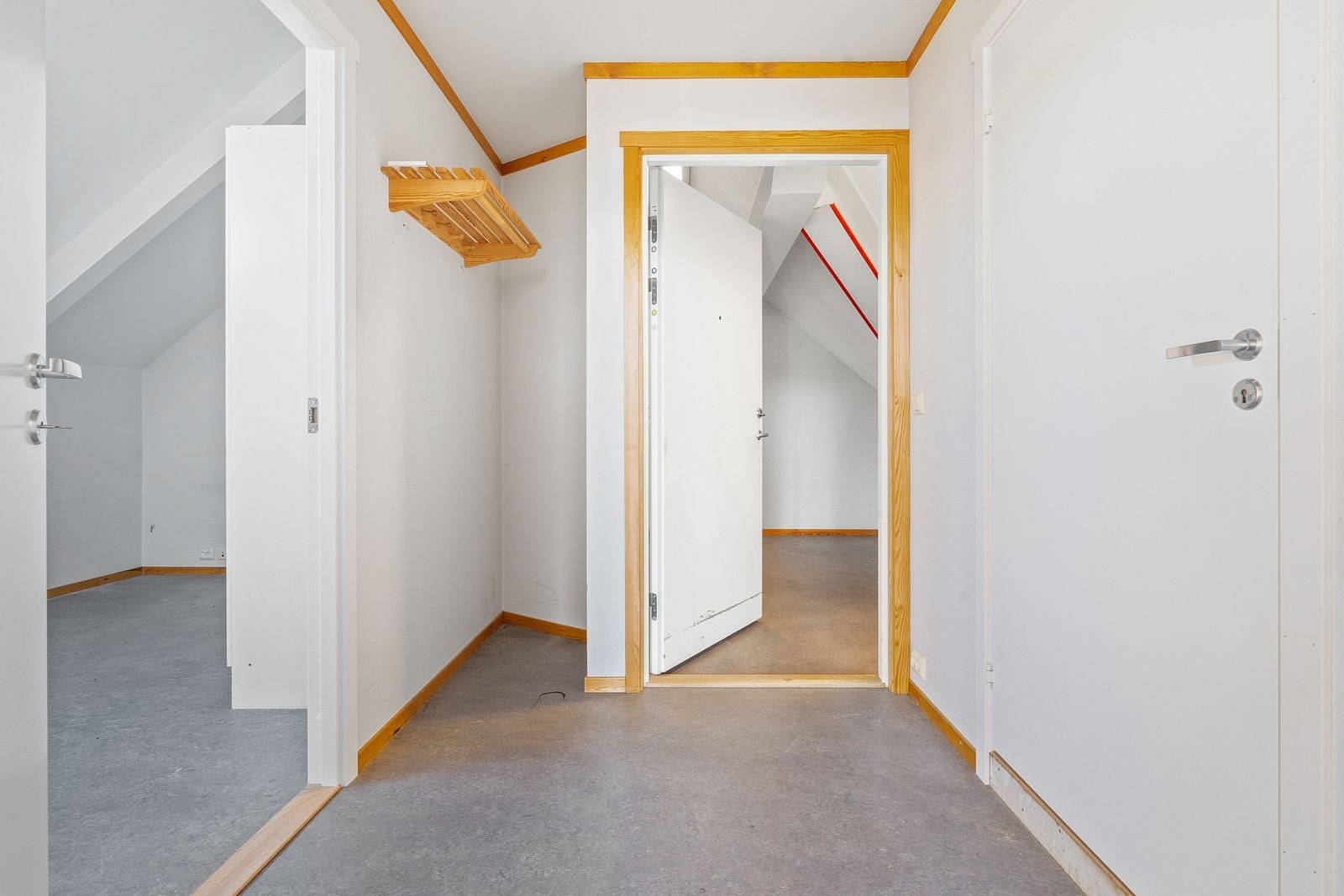 Entré som binder boligen godt sammen. Galleribilde