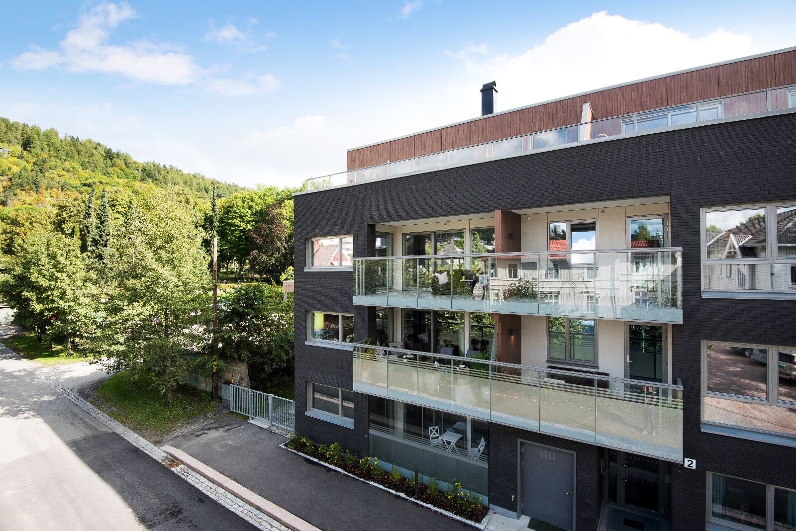 Fasade - sommerbilde Galleribilde