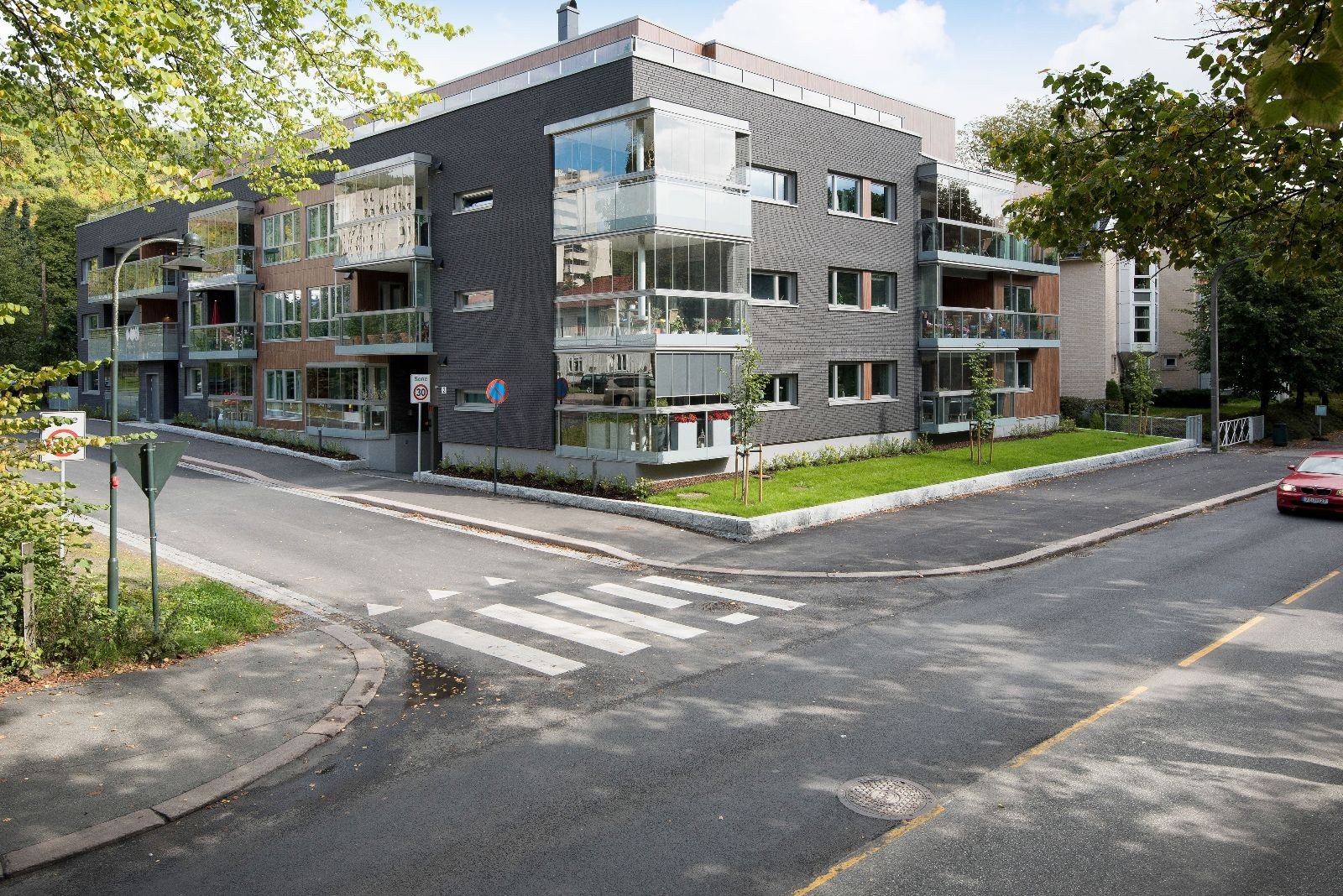 Fasade - sommerbilde Galleribilde