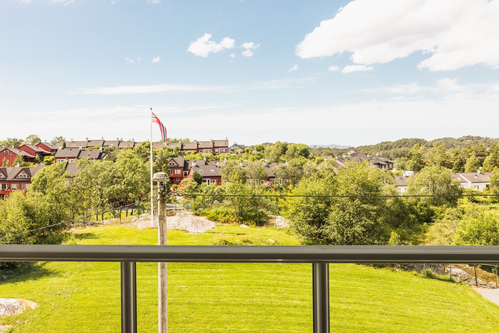 Bilder av utsikt tatt en nydelig sommerdag Galleribilde