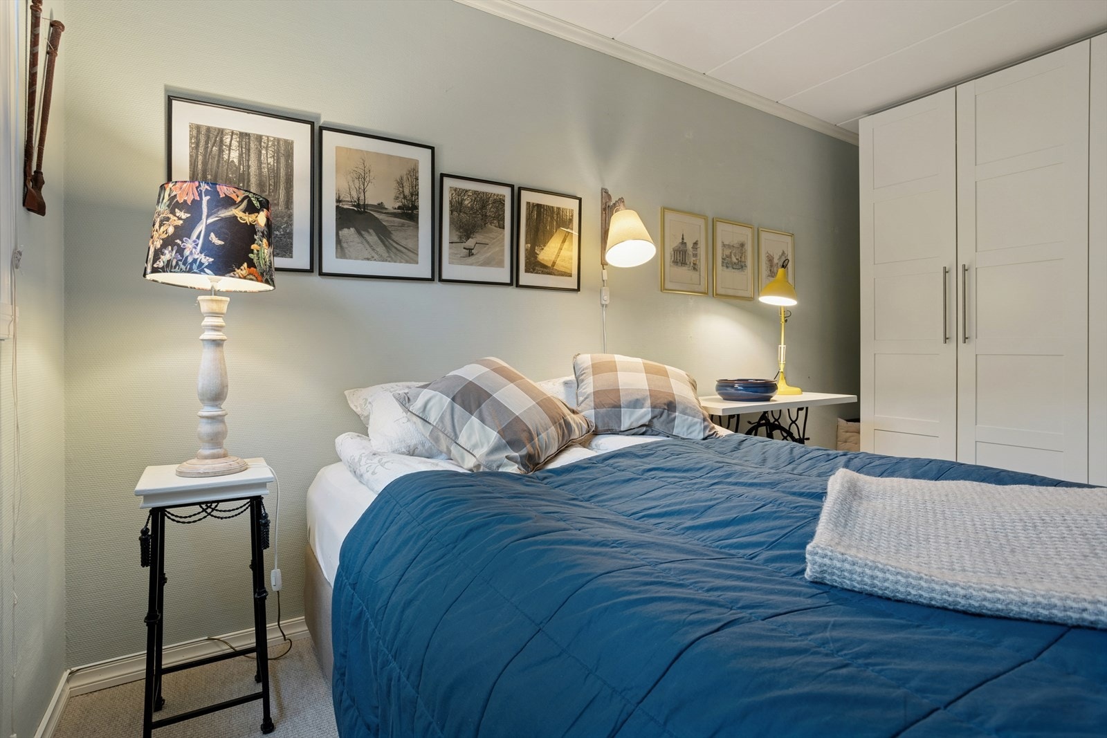 Soverommet er malt i en behagelig og avslappende grønntone. Galleribilde